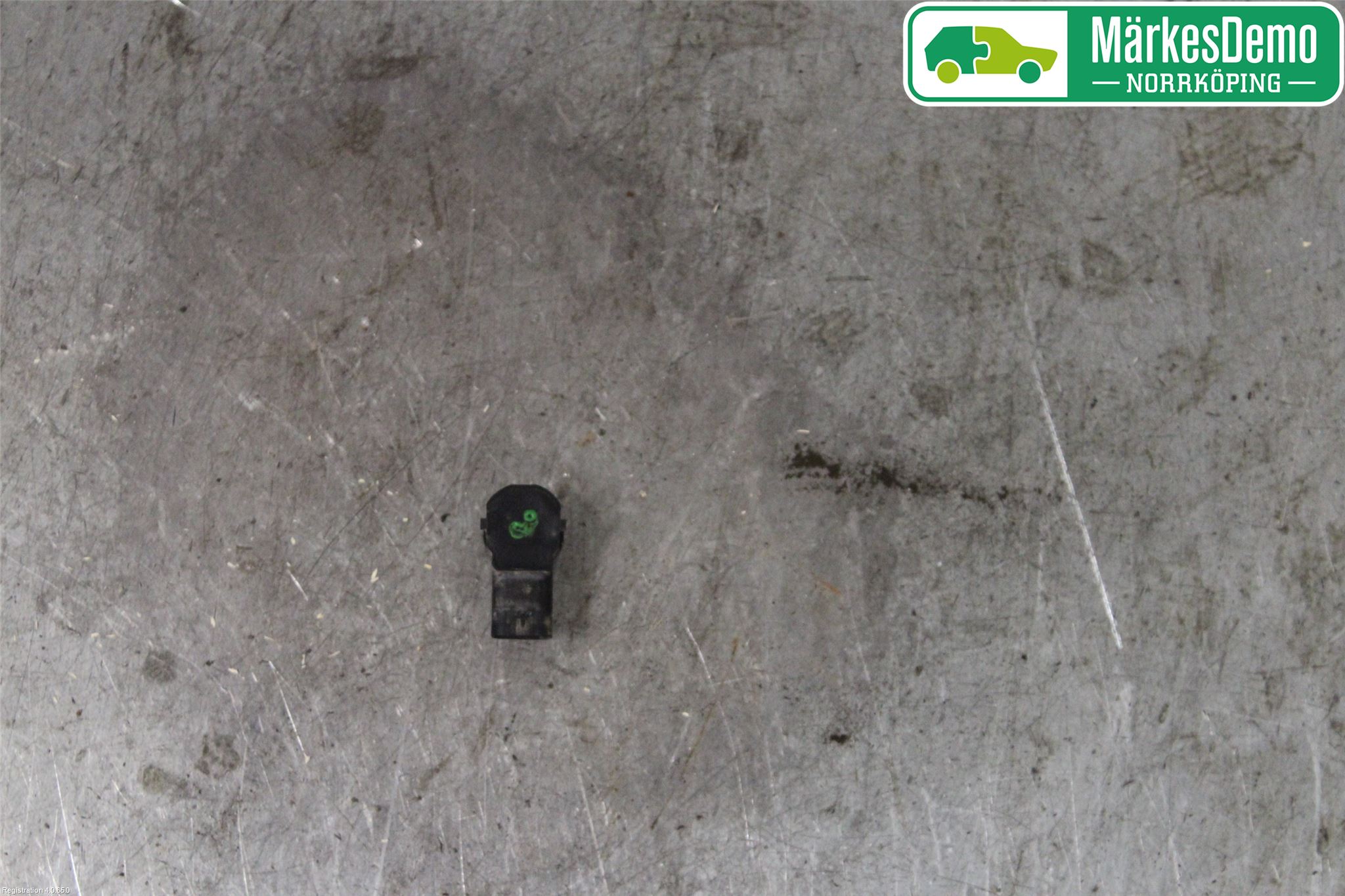 Volvo V40 12-19 Parkeringshjälp Backsensor