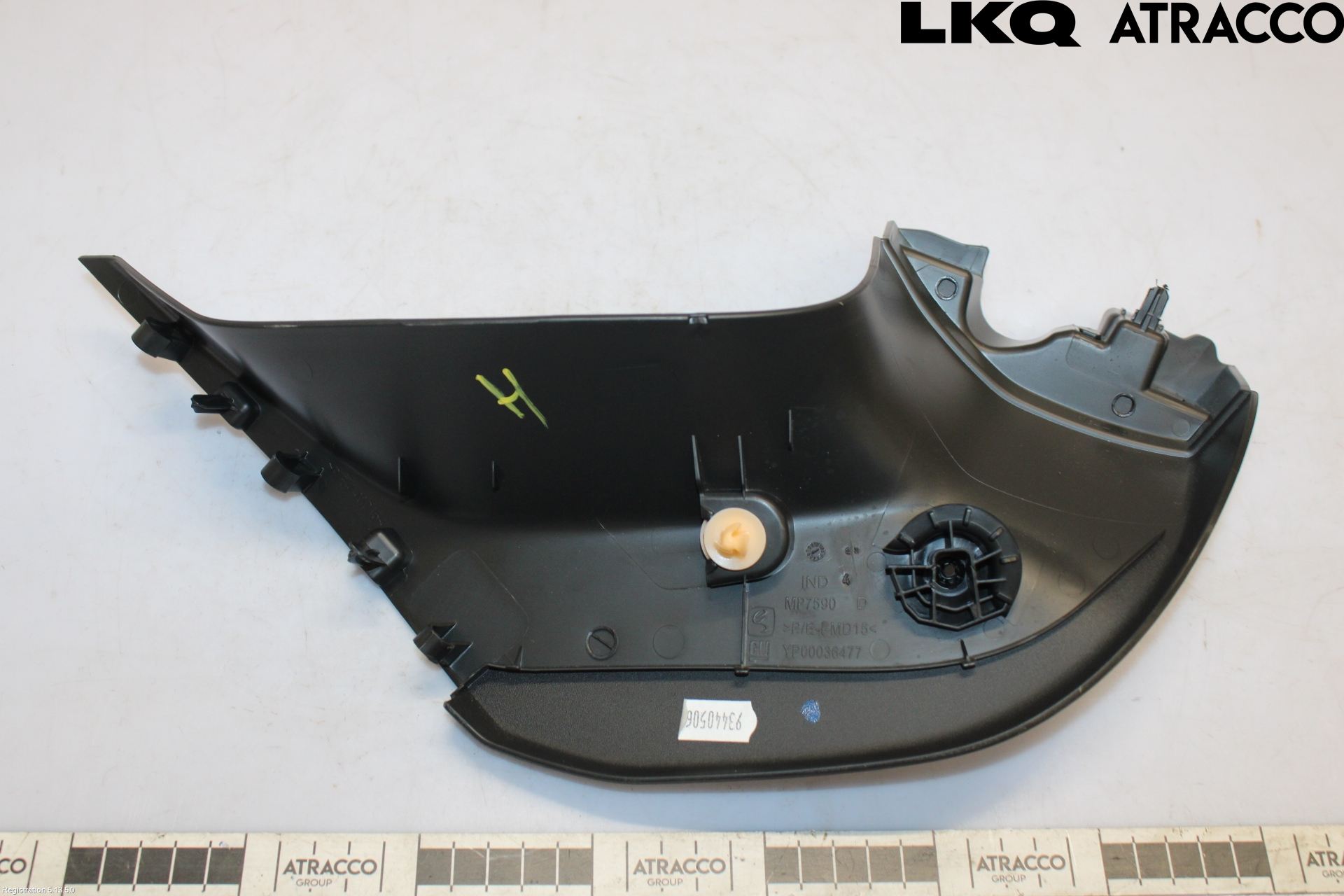 Opel GRANDLAND X 18- Inredning Bakluckeklädsel