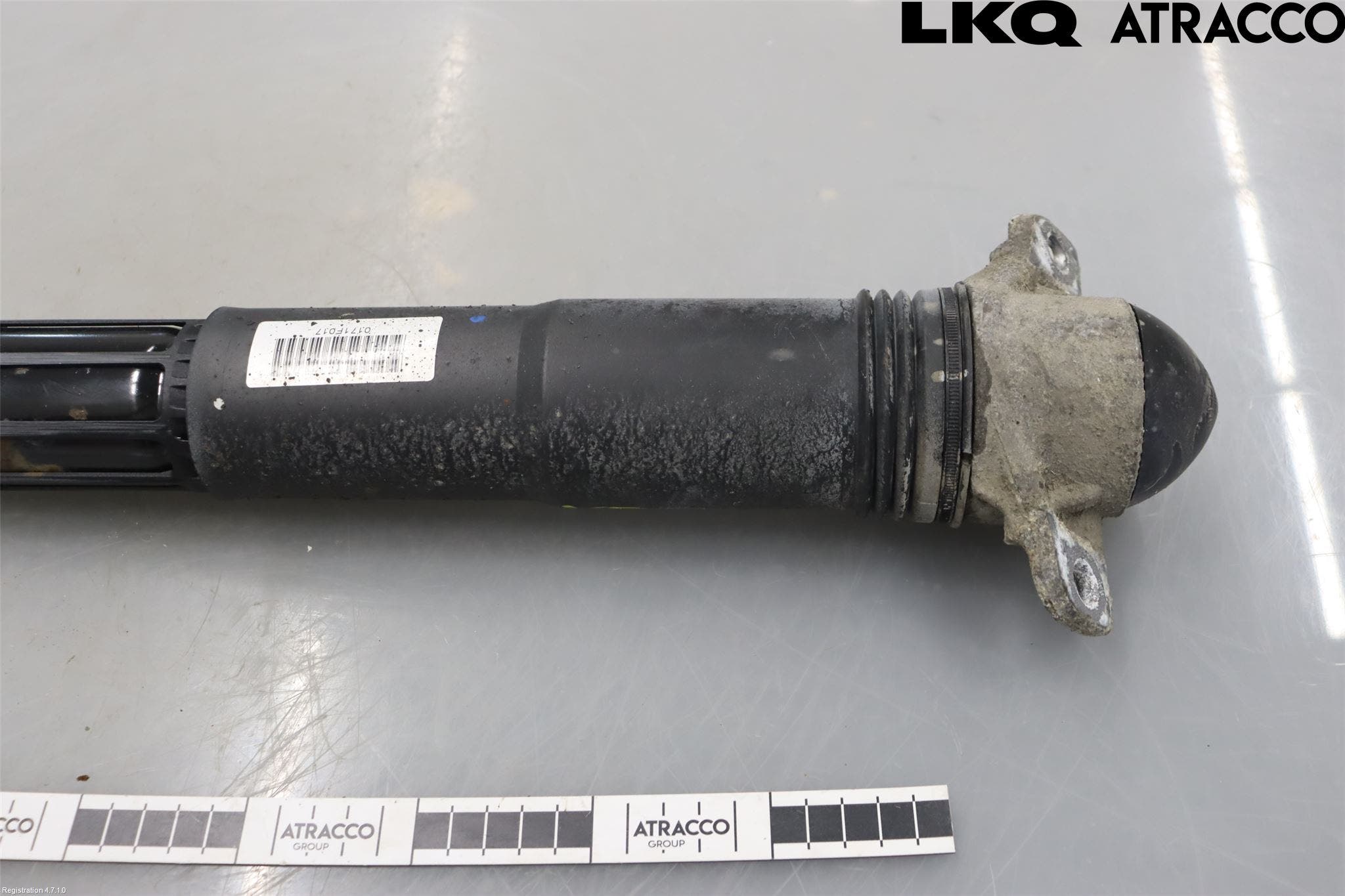 Skoda SUPERB 16-24 Stötdämpare Bak