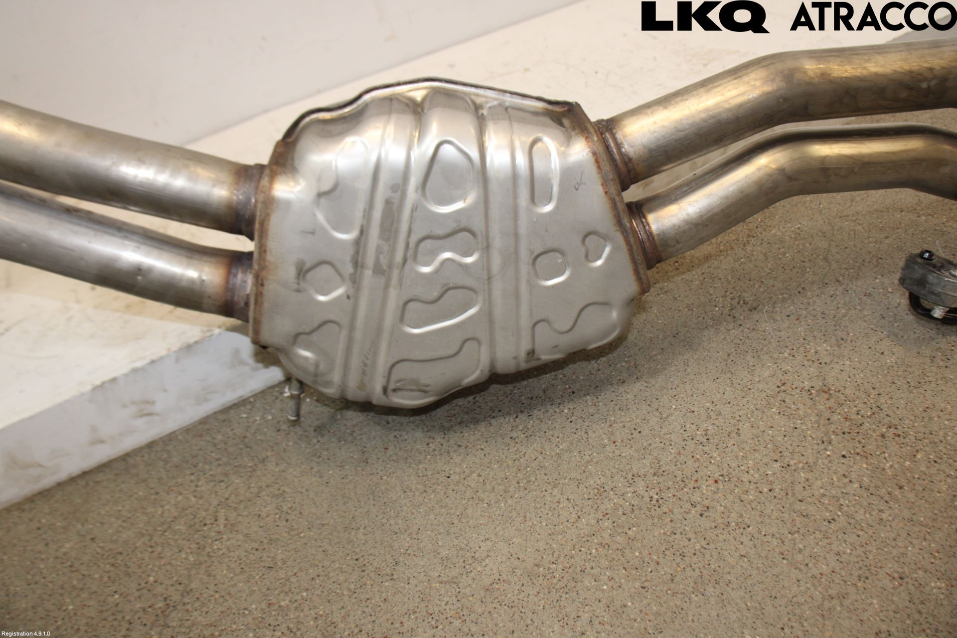 Audi Q7/SQ7 Avgas Halvsats