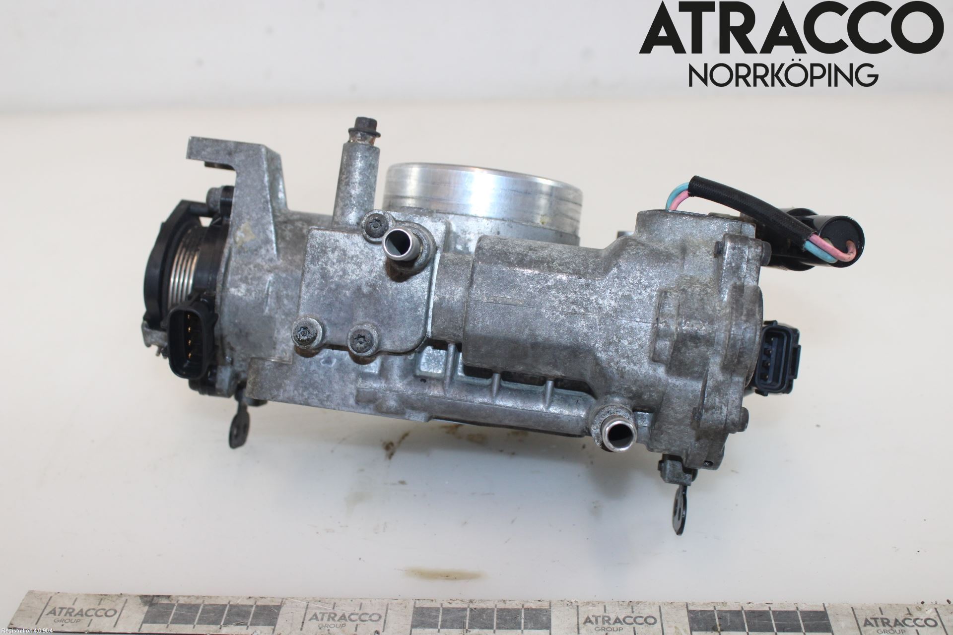 Jaguar XJ X308        98-02 Injspjällhus