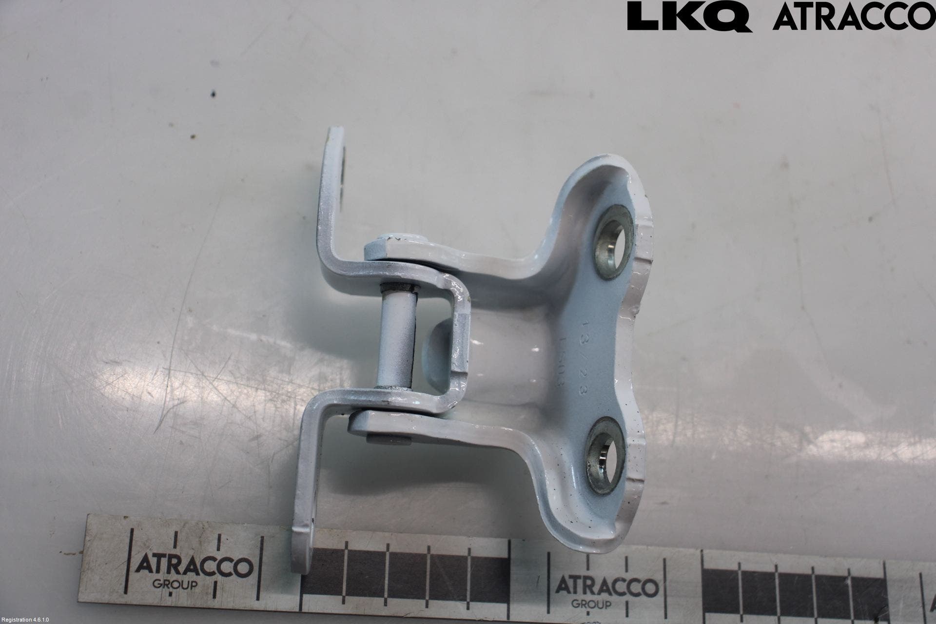 Toyota YARIS CROSS XP21 21- Dörrgångjärn