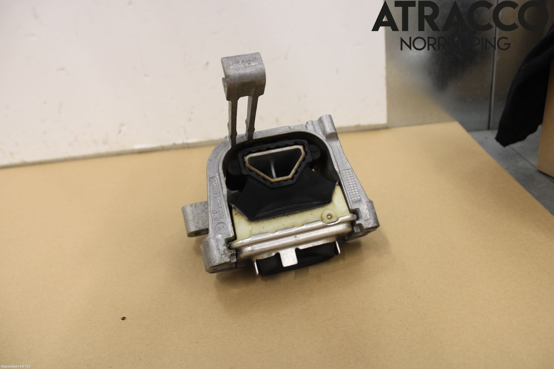 Volkswagen VW GOLF / E-GOLF VII 13-20 Motorfäste