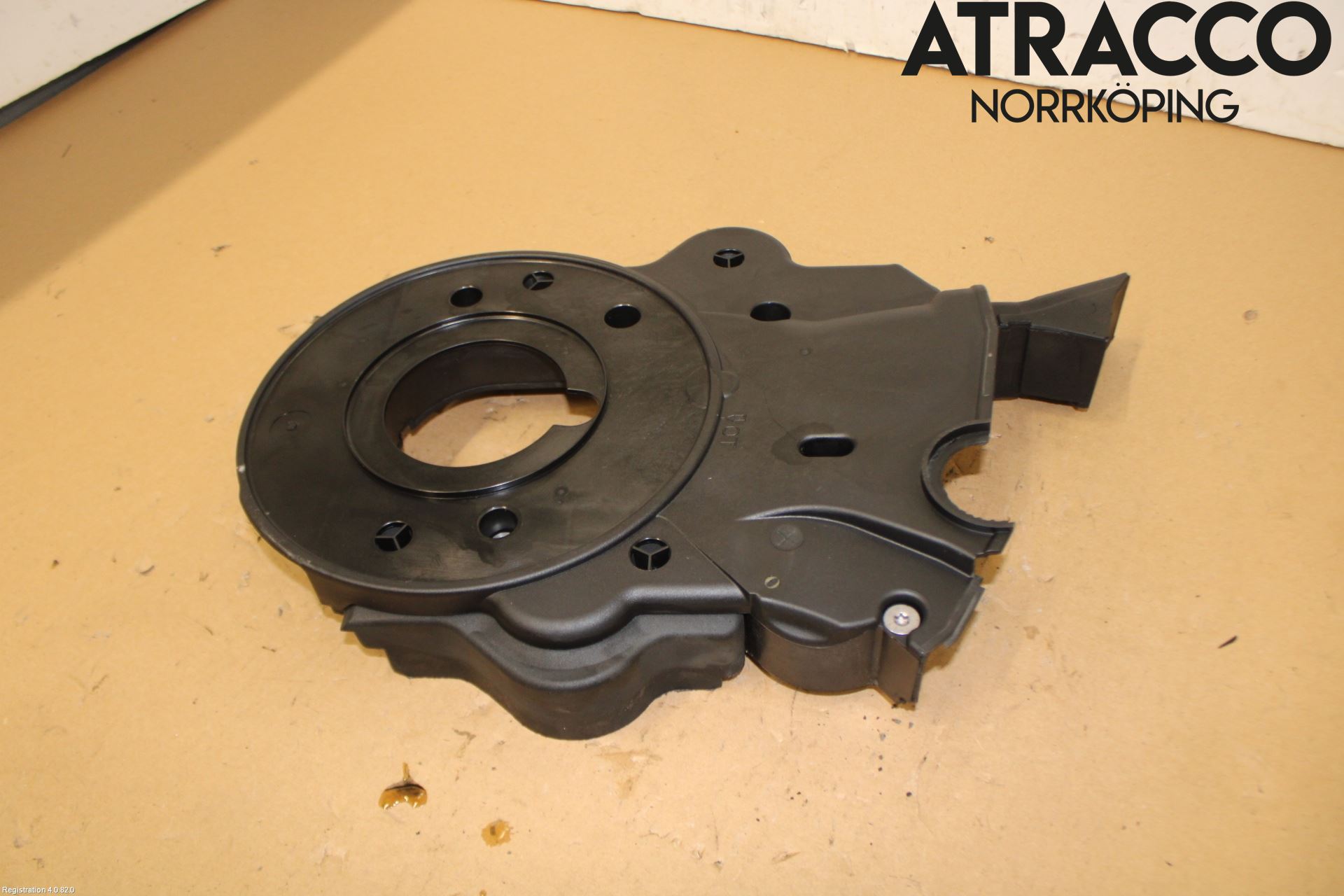 Audi A6 F2/C8 19- Kamrem-Transmissionskåpa