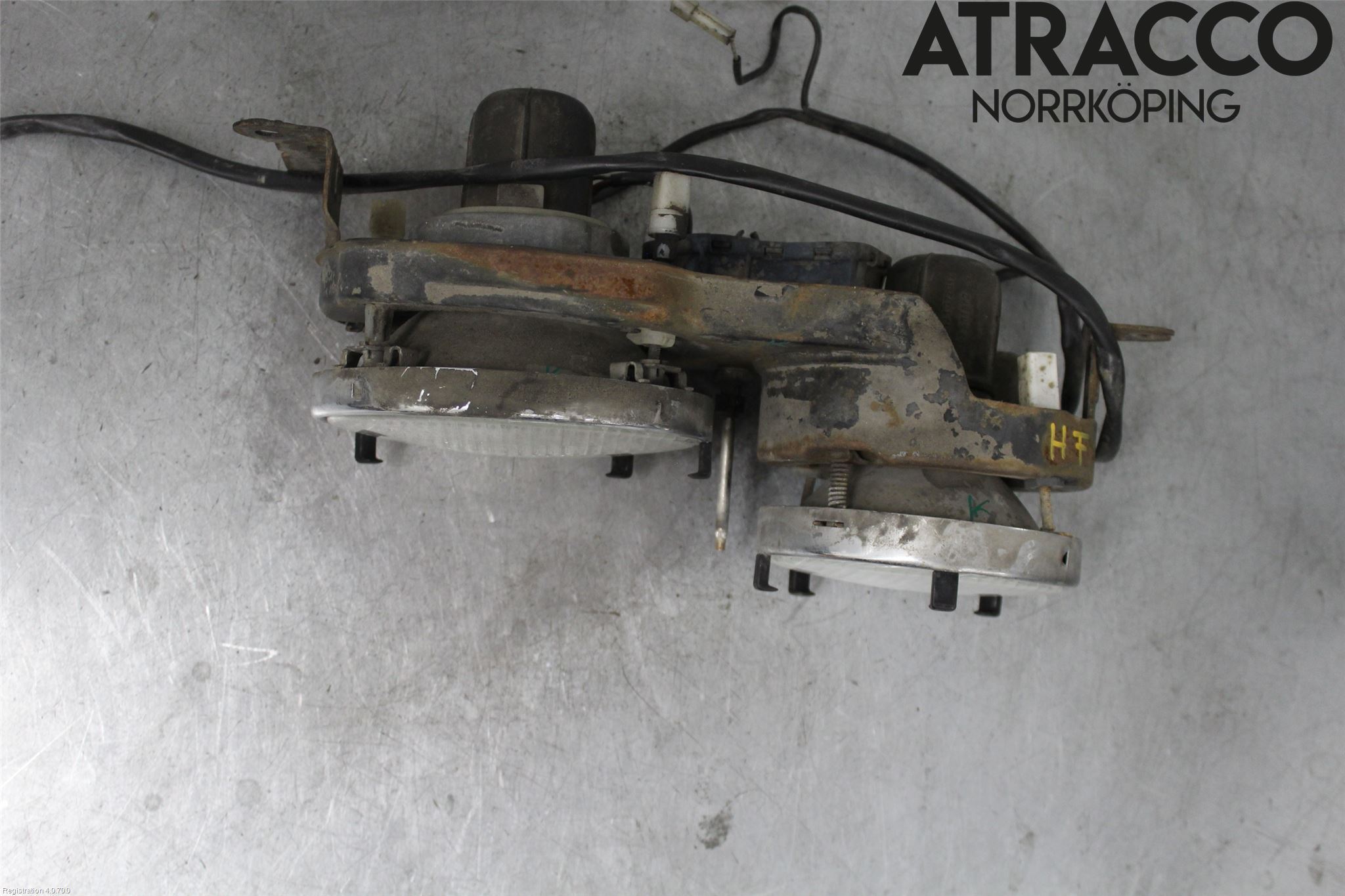 BMW 7 E23      77-86 Strålkastare Höger