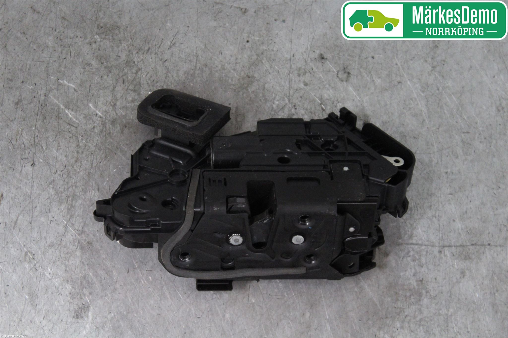 Volkswagen VW CADDY 16-20 Låskista-Dörrlås