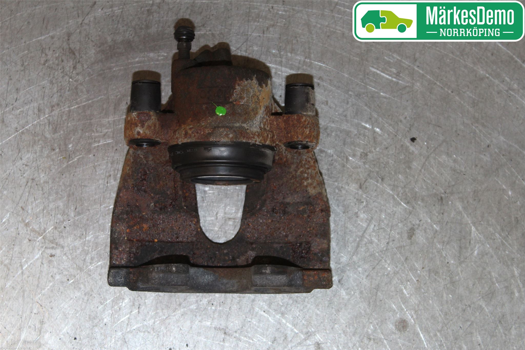 Volvo V40 12-19 Bromsok Fram Vänster