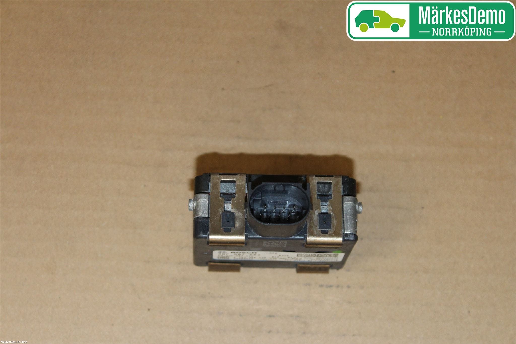 Volkswagen VW GOLF / E-GOLF VII 13-20 Sensor Aktivt Kollisionsskydd