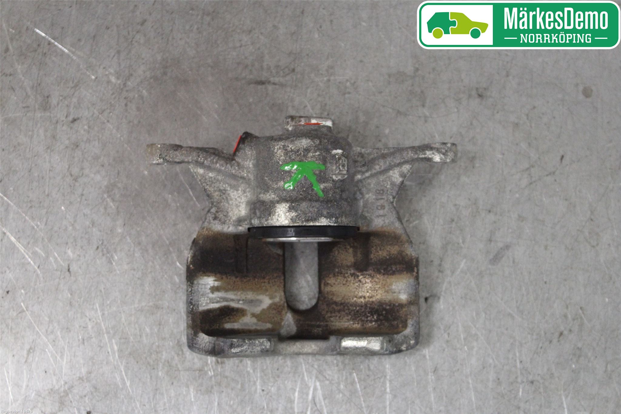 Skoda KAROQ 18- Bromsok Fram Höger