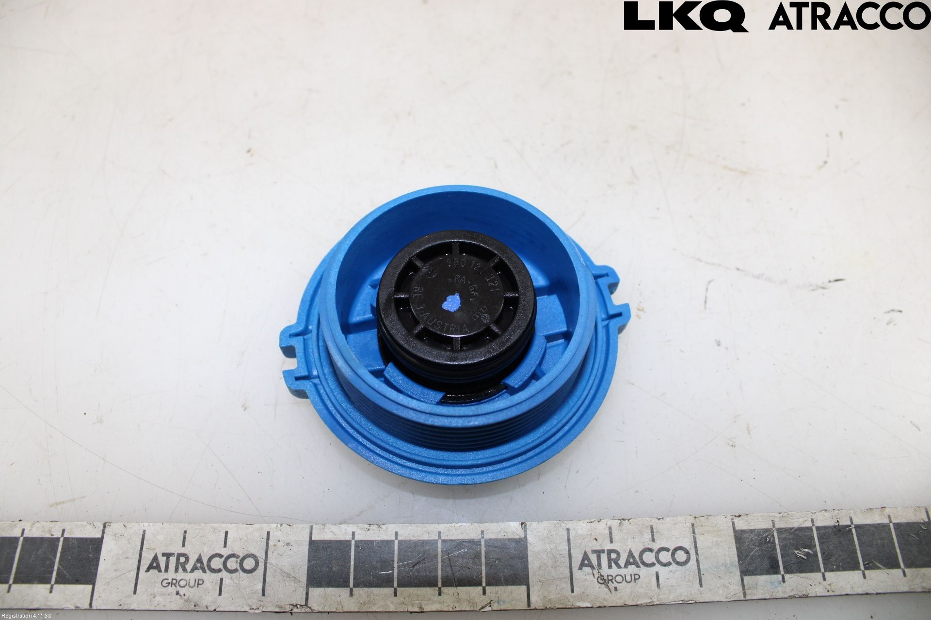 Audi A4 ALLROAD 09-16 Expansionstank Lock