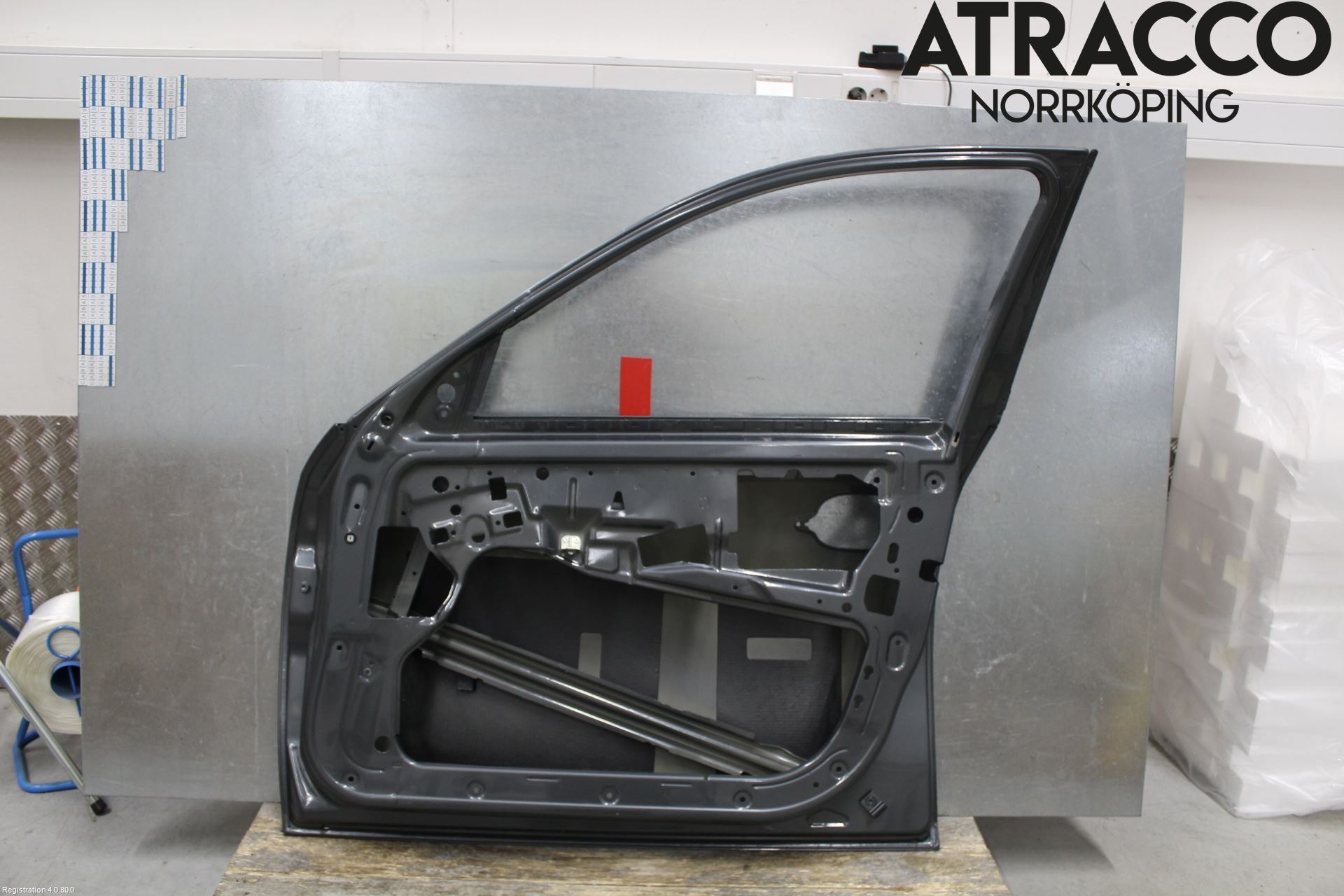 BMW 5 E60/61 Sed/Tou 02-10 Dörr Fram Höger