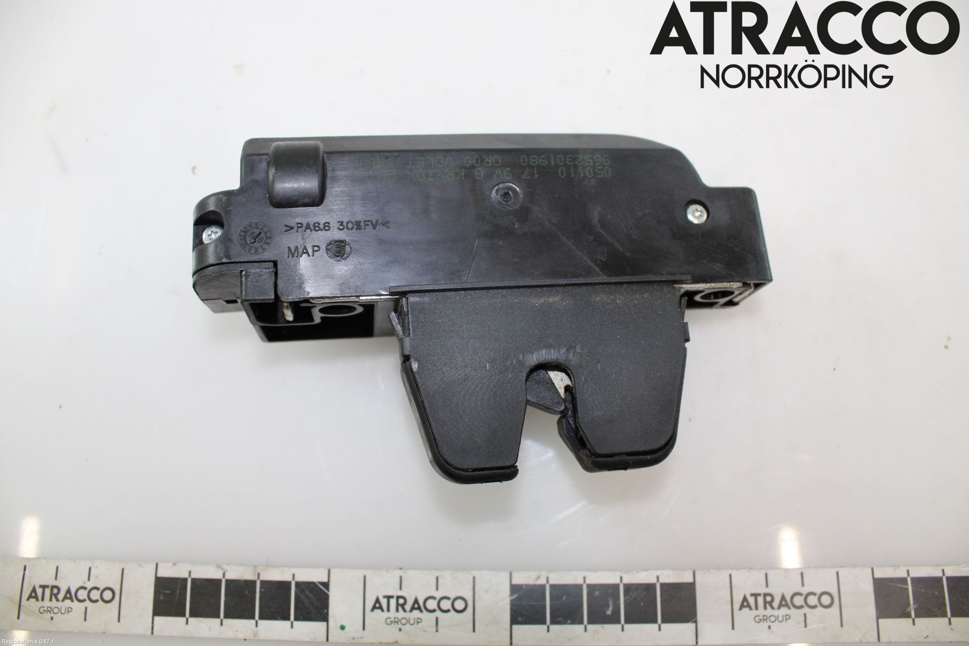 Citroen C4 I   05-10 Låskista Baklucka