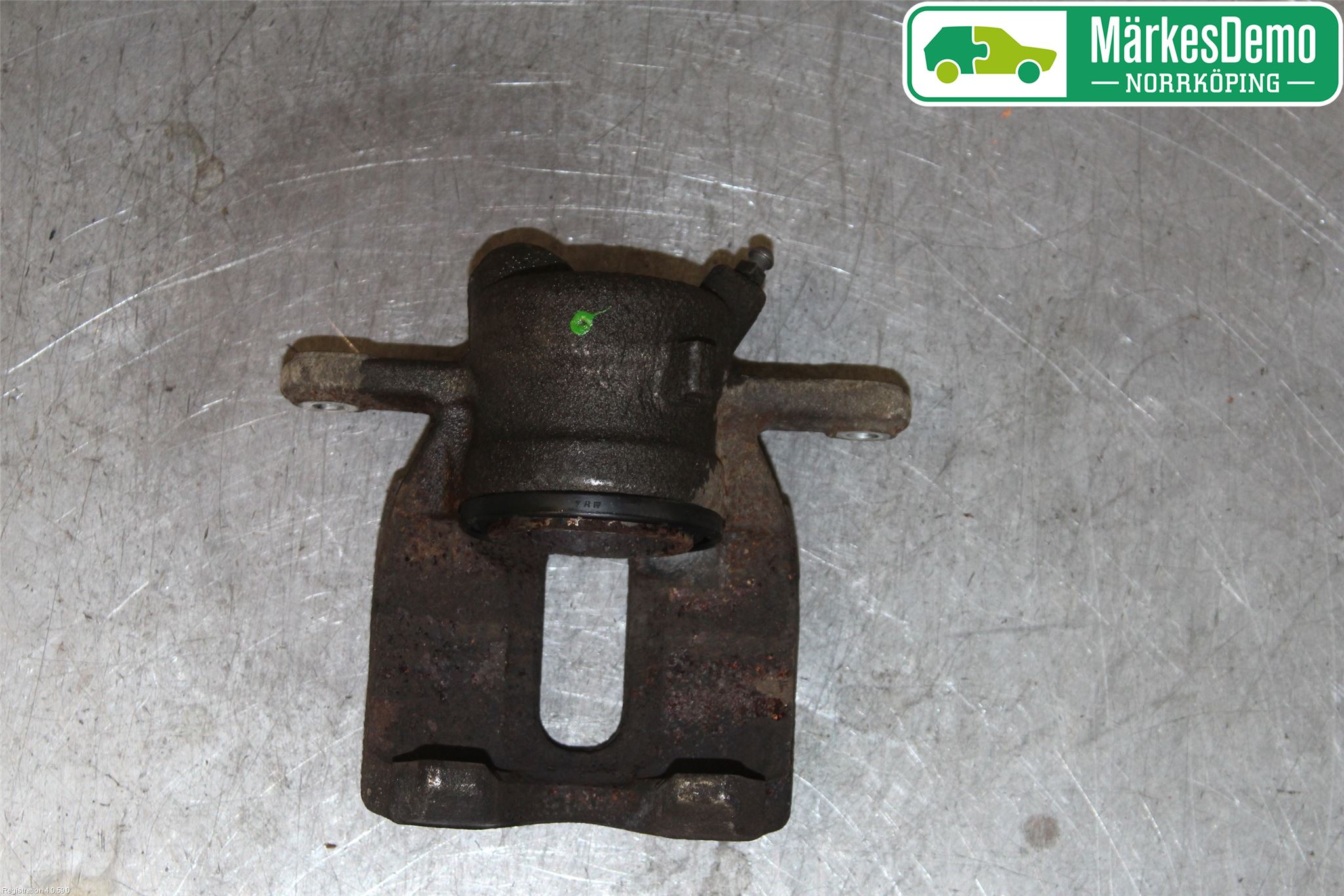 Dacia DUSTER 10-17 Bromsok Fram Höger