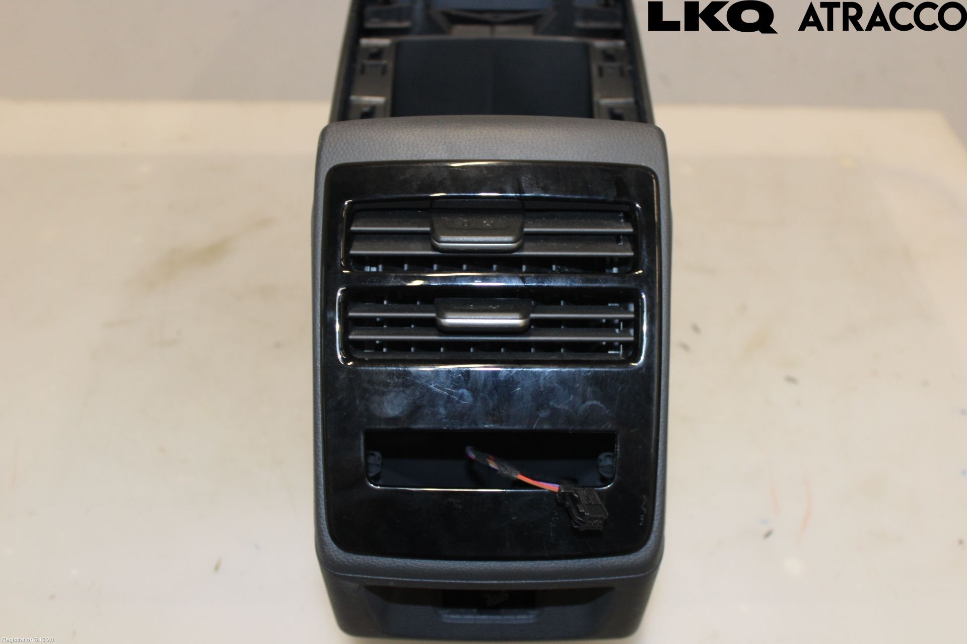 Volkswagen VW ID.7/TOURER 24- Inr Tunnelfack