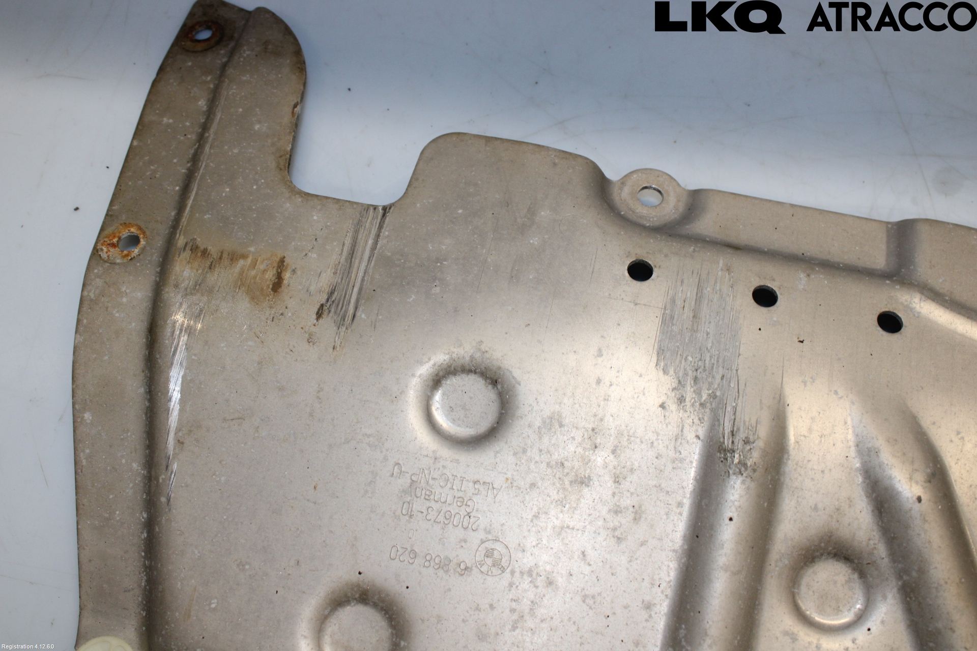 BMW 5 G30/G31/F90 17-23 Hasplåt Plåt-Plast