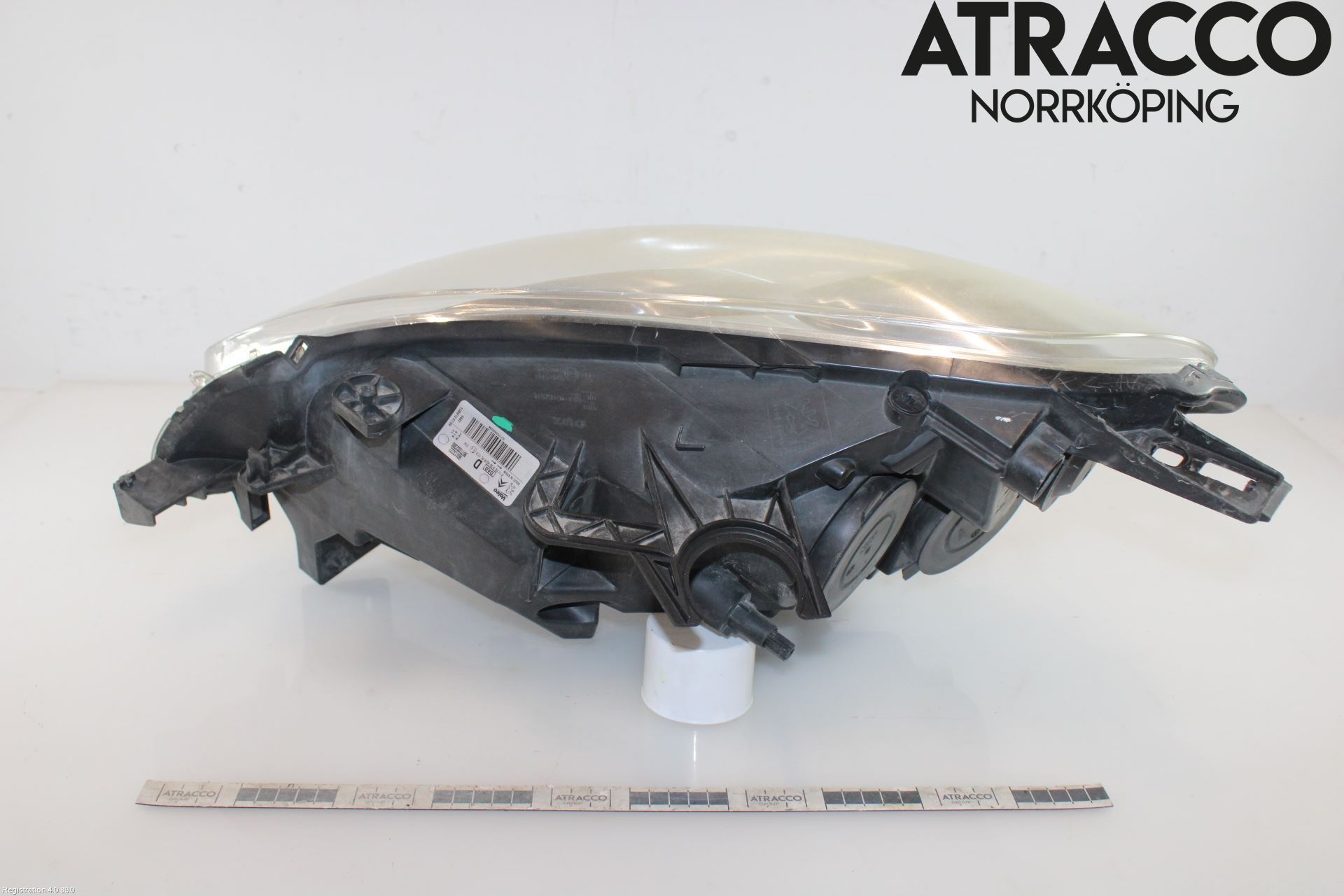 Peugeot PARTNER 08-15 Strålkastare Höger