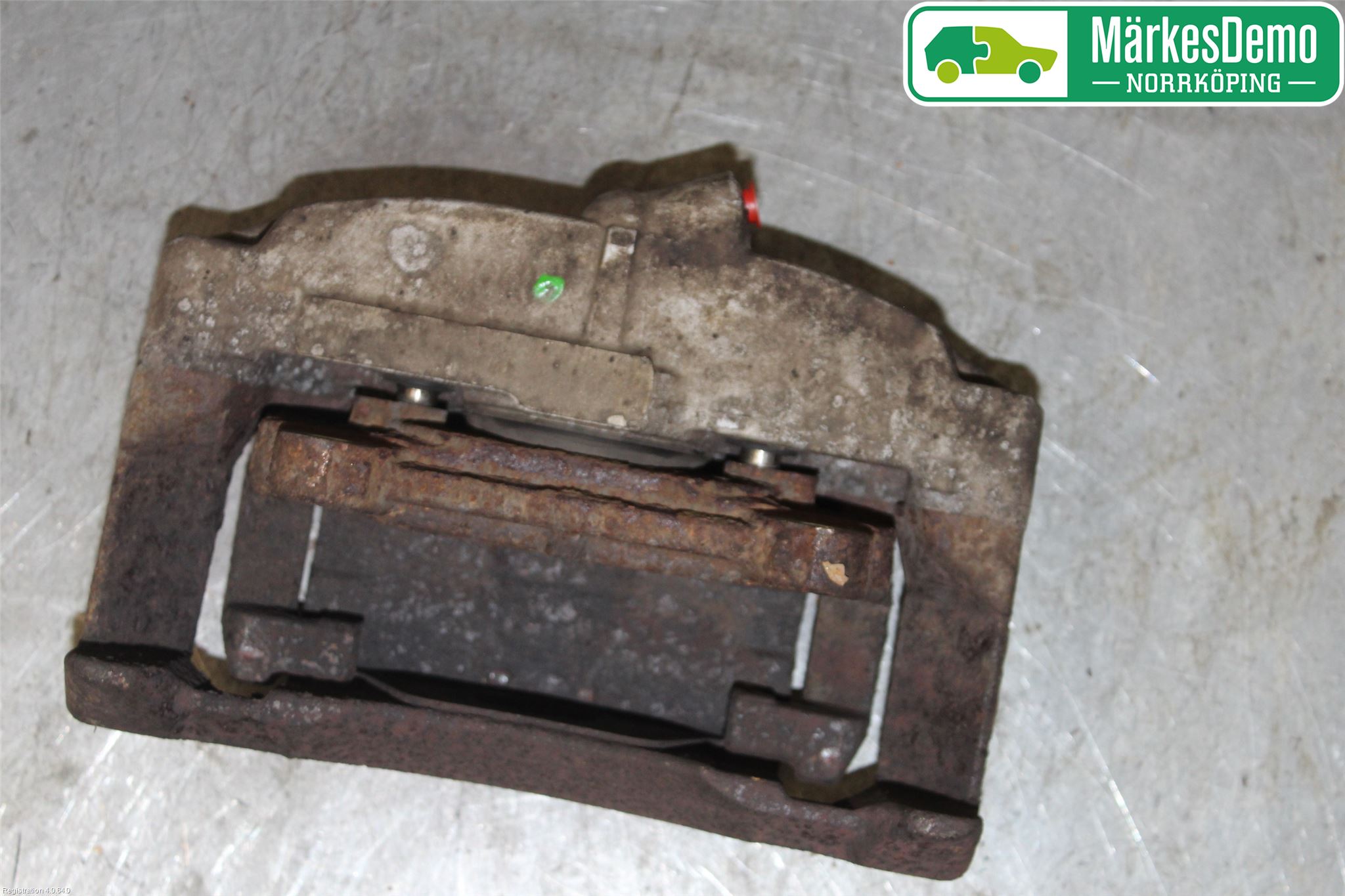 Volvo V70 08-13 Bromsok Fram Höger