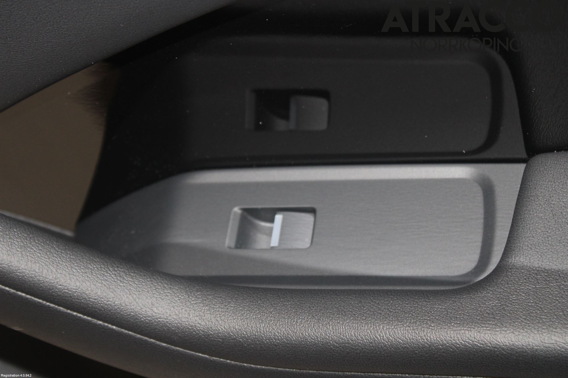 Jaguar I-PACE 18- Dörrklädsel Hö