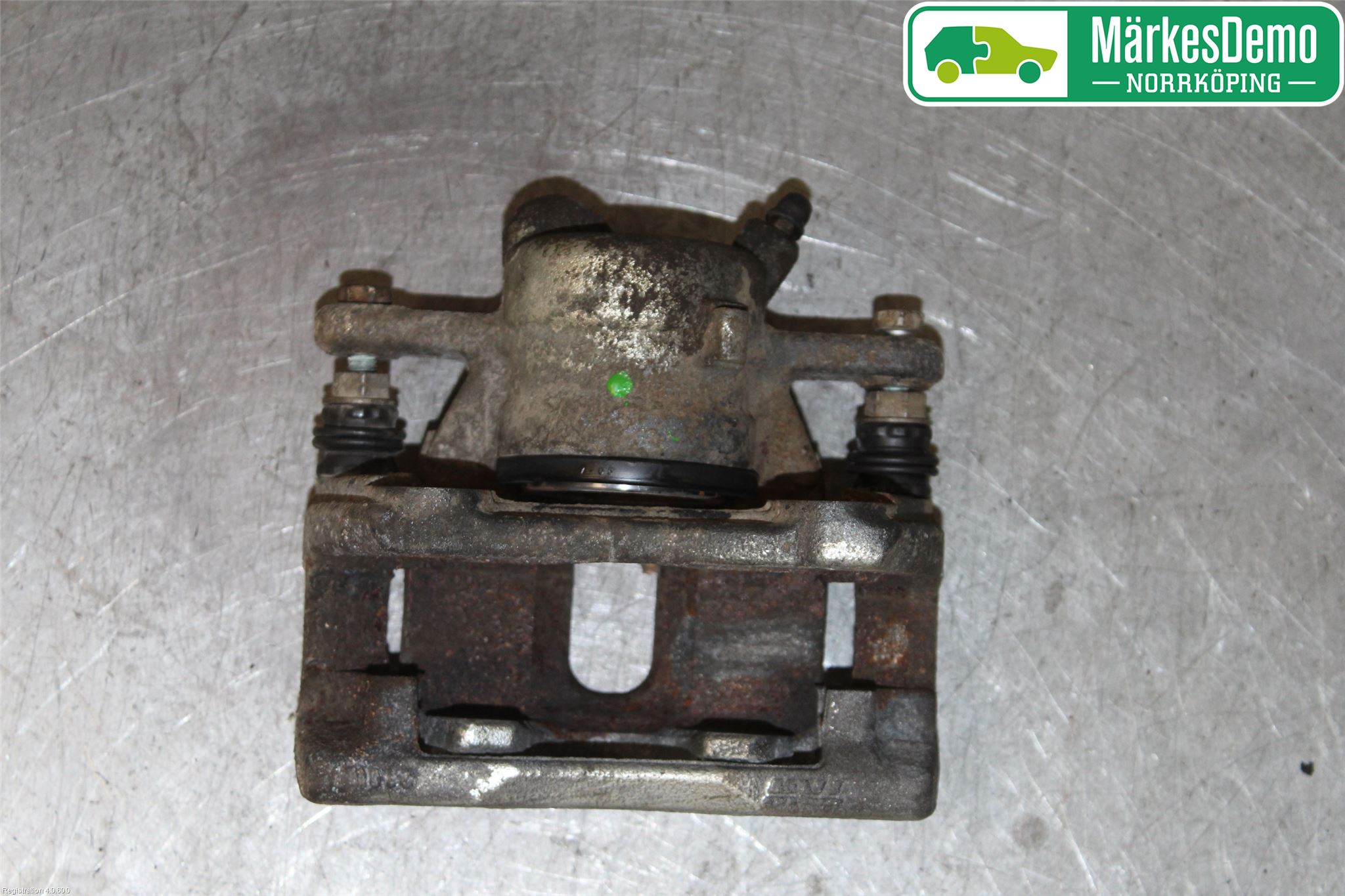 Renault CAPTUR 13-19 Bromsok Fram Höger