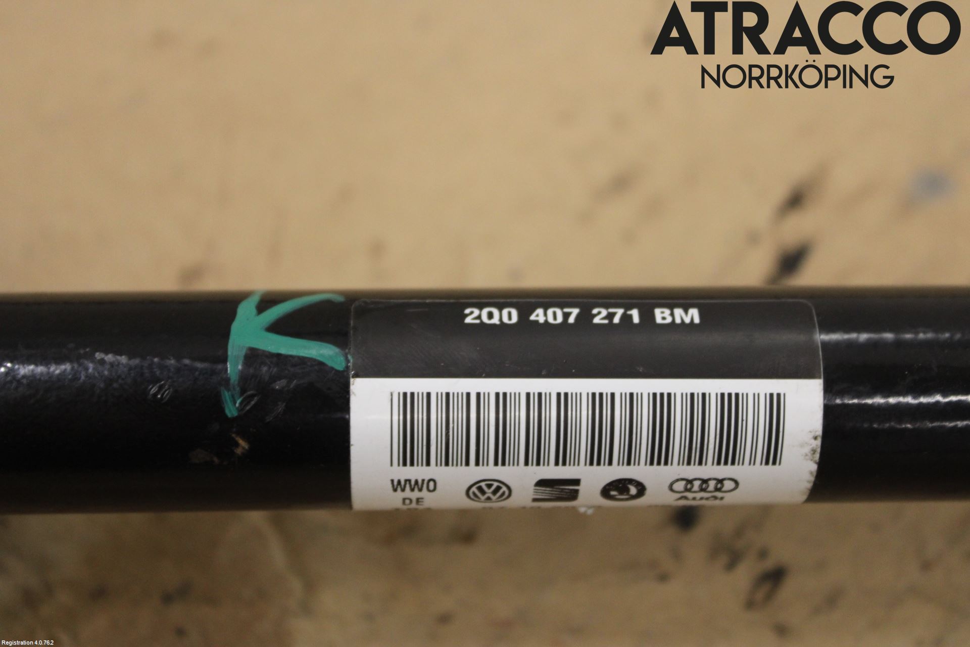 Volkswagen VW T-CROSS 19- Drivaxel Fram Vänster