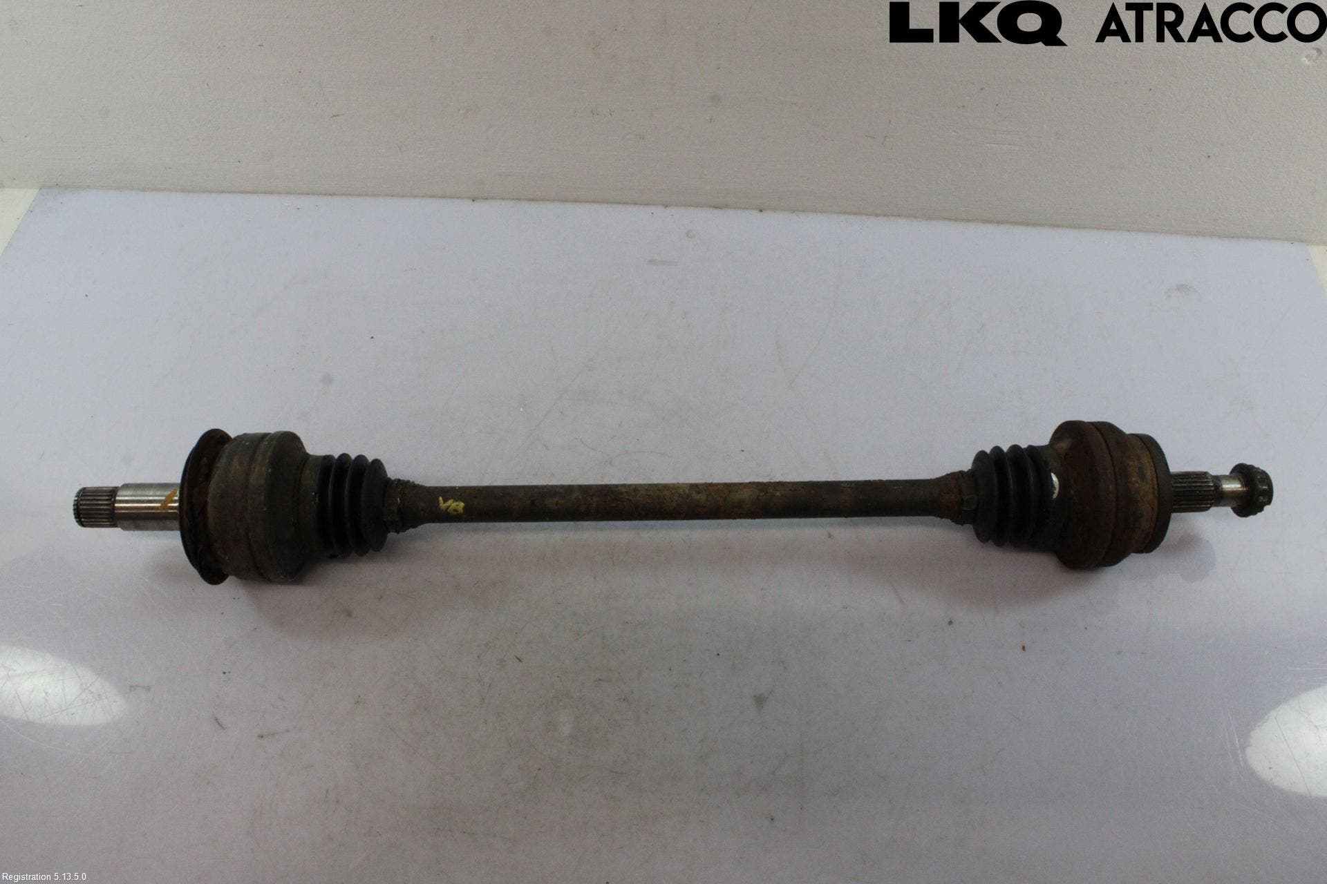 Mercedes-Benz MB E-KLASS (W212) 09-16 Drivaxel Bak Vänster