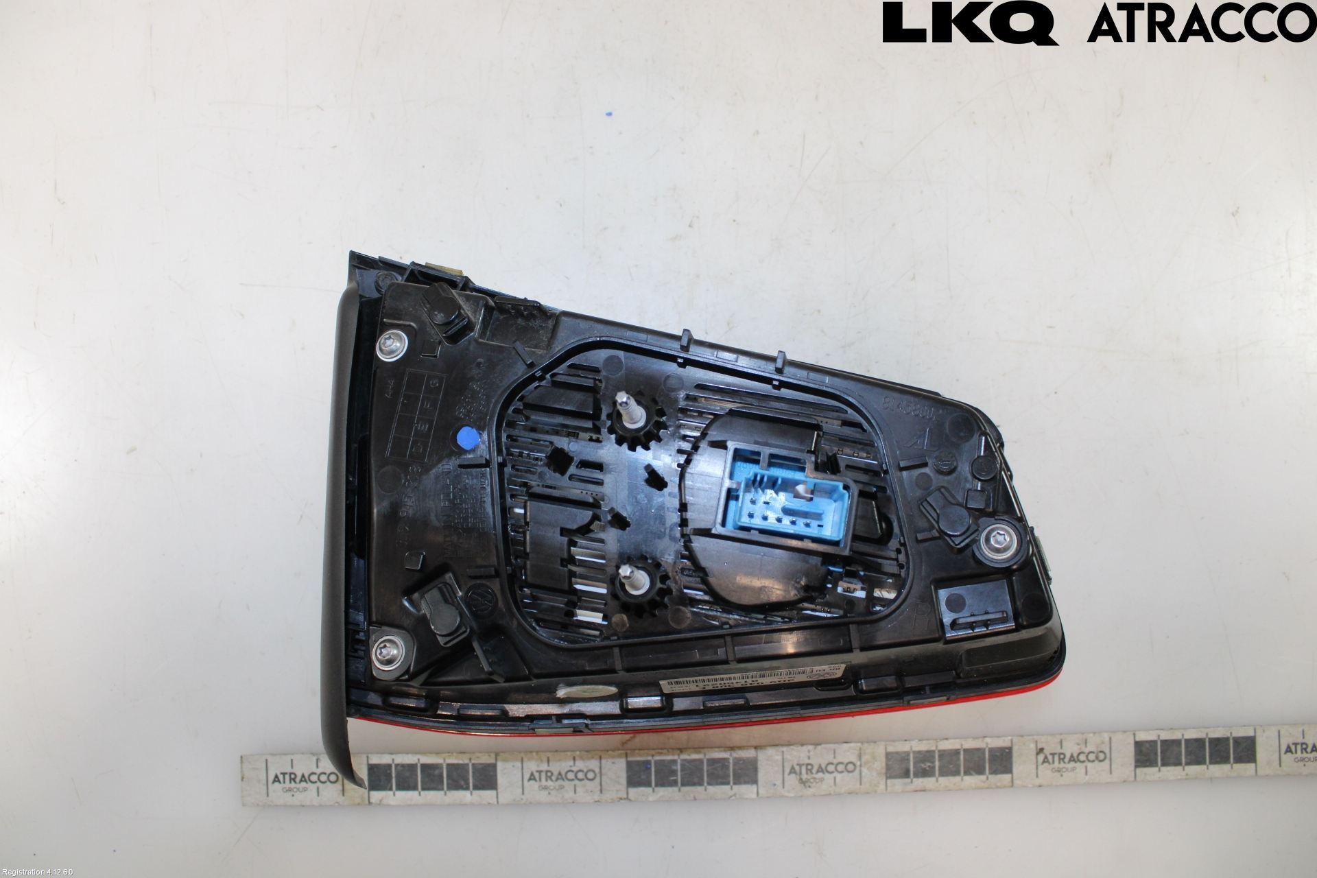 Volkswagen VW PASSAT 15-19 Bakljus Lucka Hö