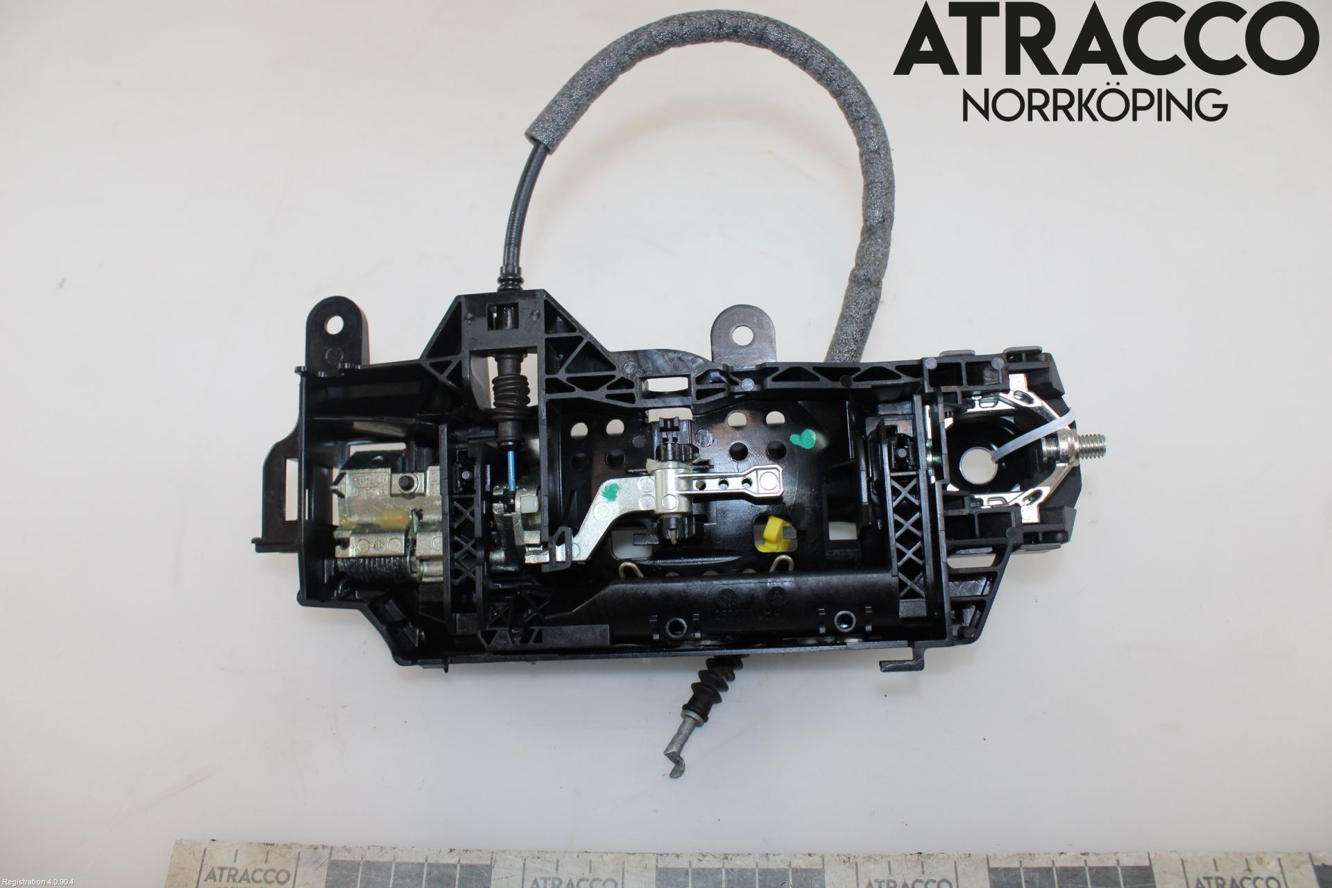 Audi A4/S4 B9 20- Dörrhandtag Yttre Vä