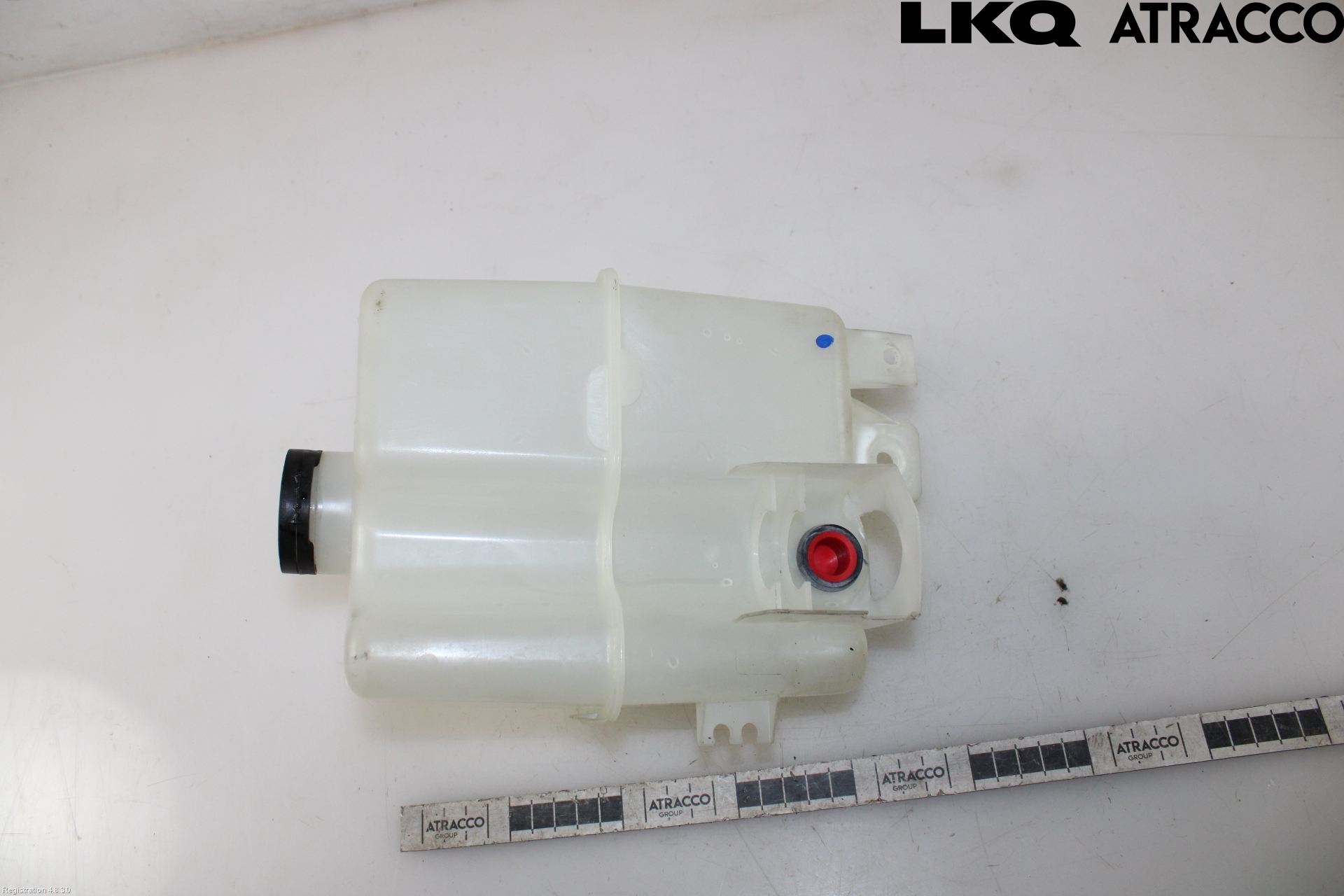 Maxus E-DELIVER3 EV30 20- Spolartank Vindruta