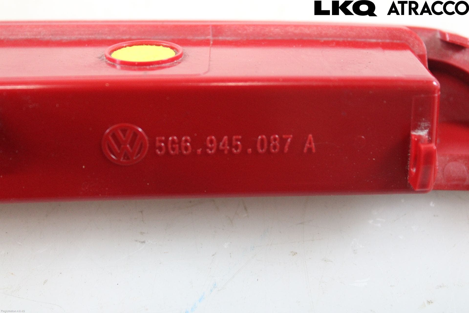 Volkswagen VW T-ROC 18- Bromsljus Bakruta