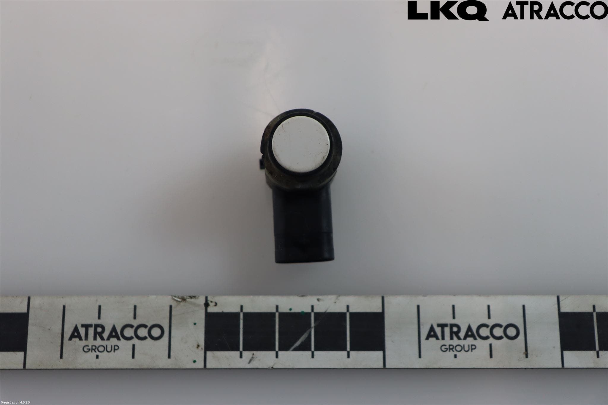 Volkswagen VW PASSAT 11-14 Parkeringshjälp Frontsensor