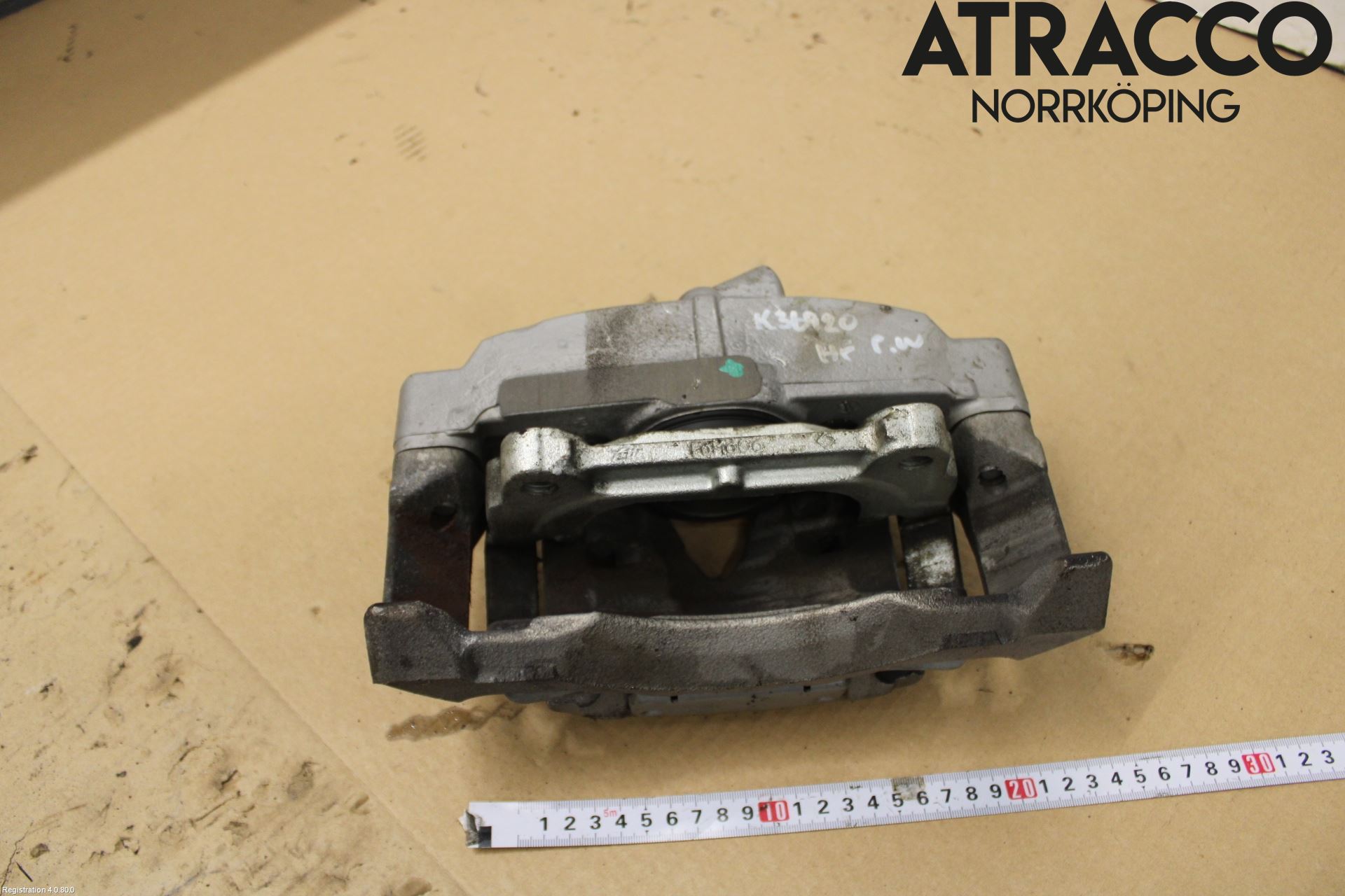 Volvo XC70 14-16 Bromsok Fram Höger