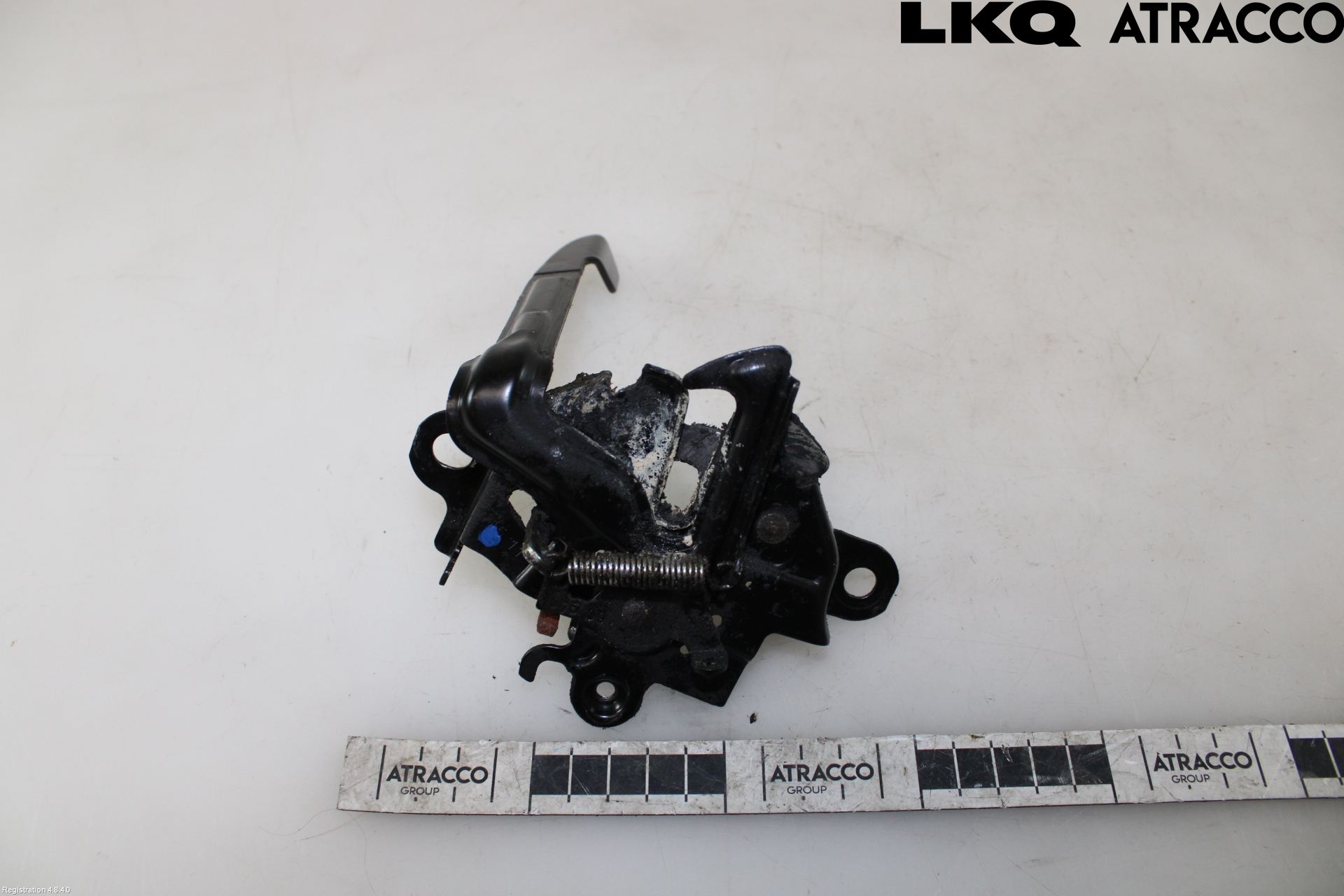 Toyota YARIS XP130 15-20 Huvlås