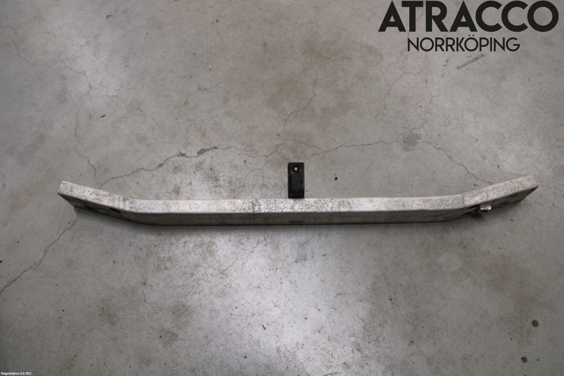 Nissan NOTE E11 06-14 Stötfångarbalk Fram