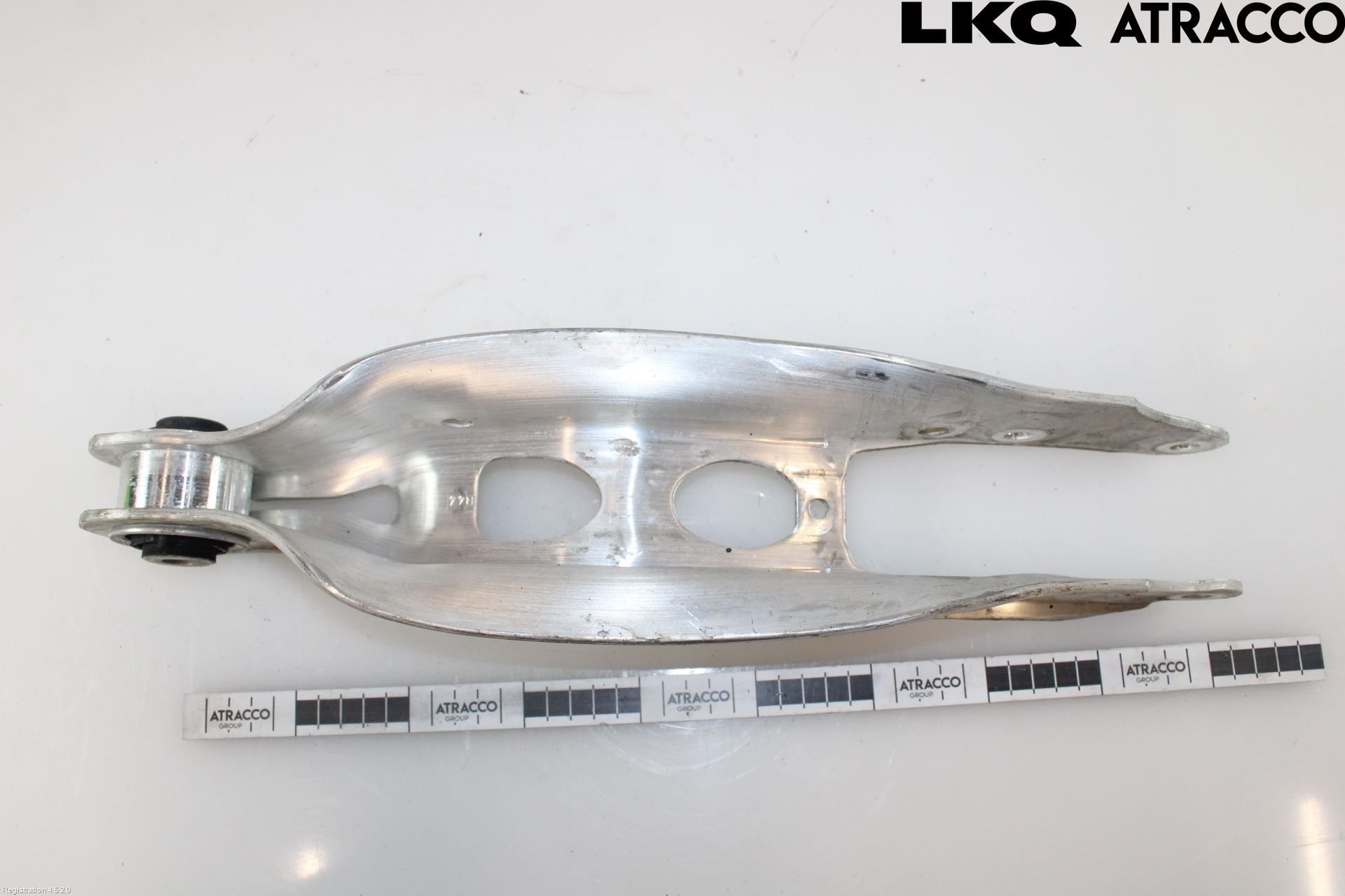 Audi A4/S4 B9 20- Bärarm Bak Höger