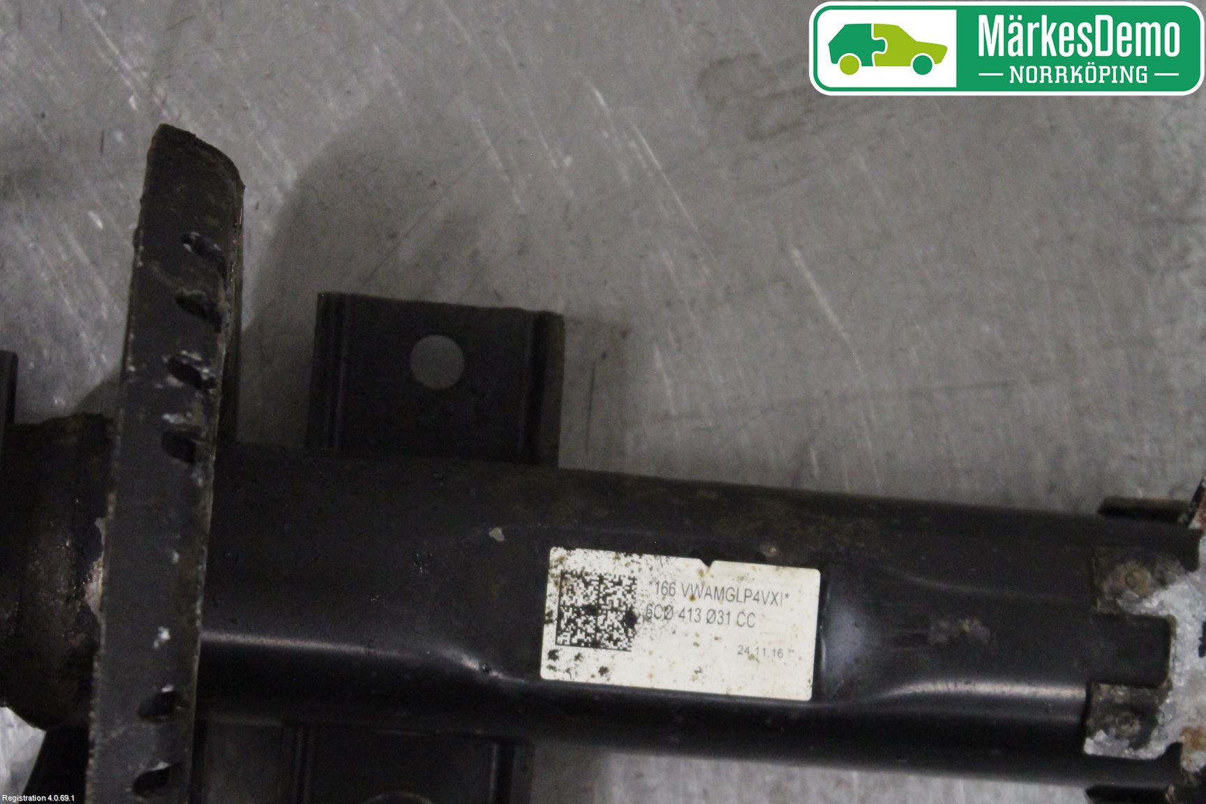 Audi A1/S1 11-18 Fjäderben Fram Vänster