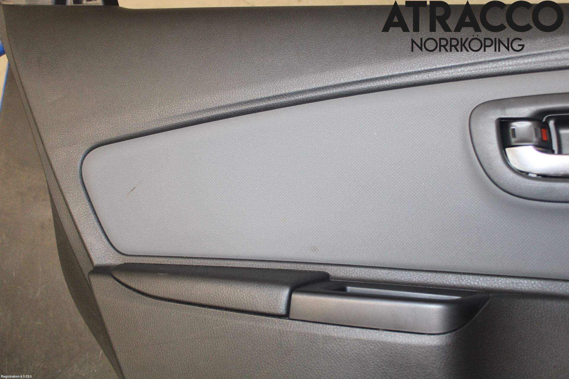Toyota YARIS XP130 15-20 Dörrklädsel Vä