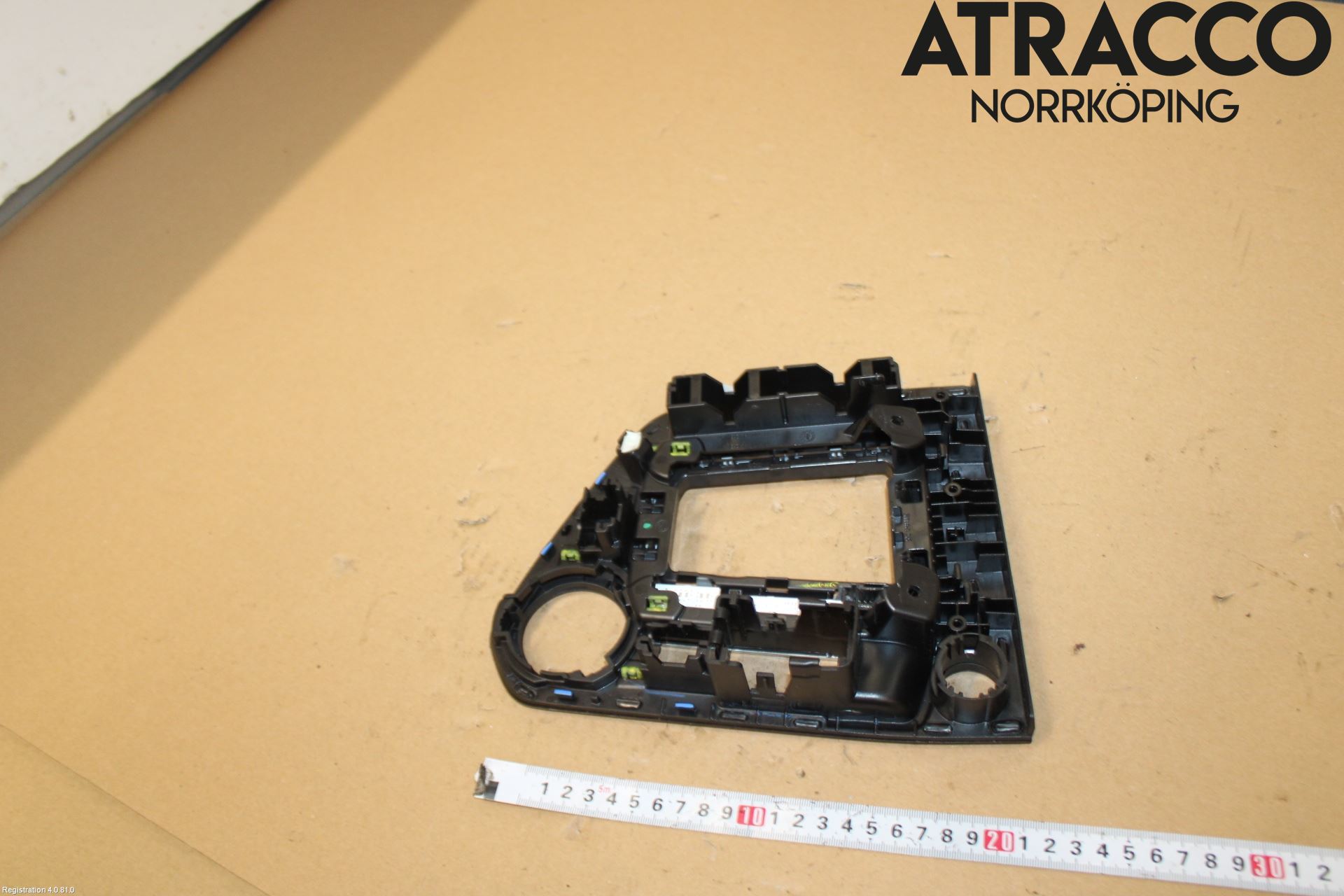 Volkswagen VW TIGUAN ALLSPACE 18- Inredning Sarg Växelspak