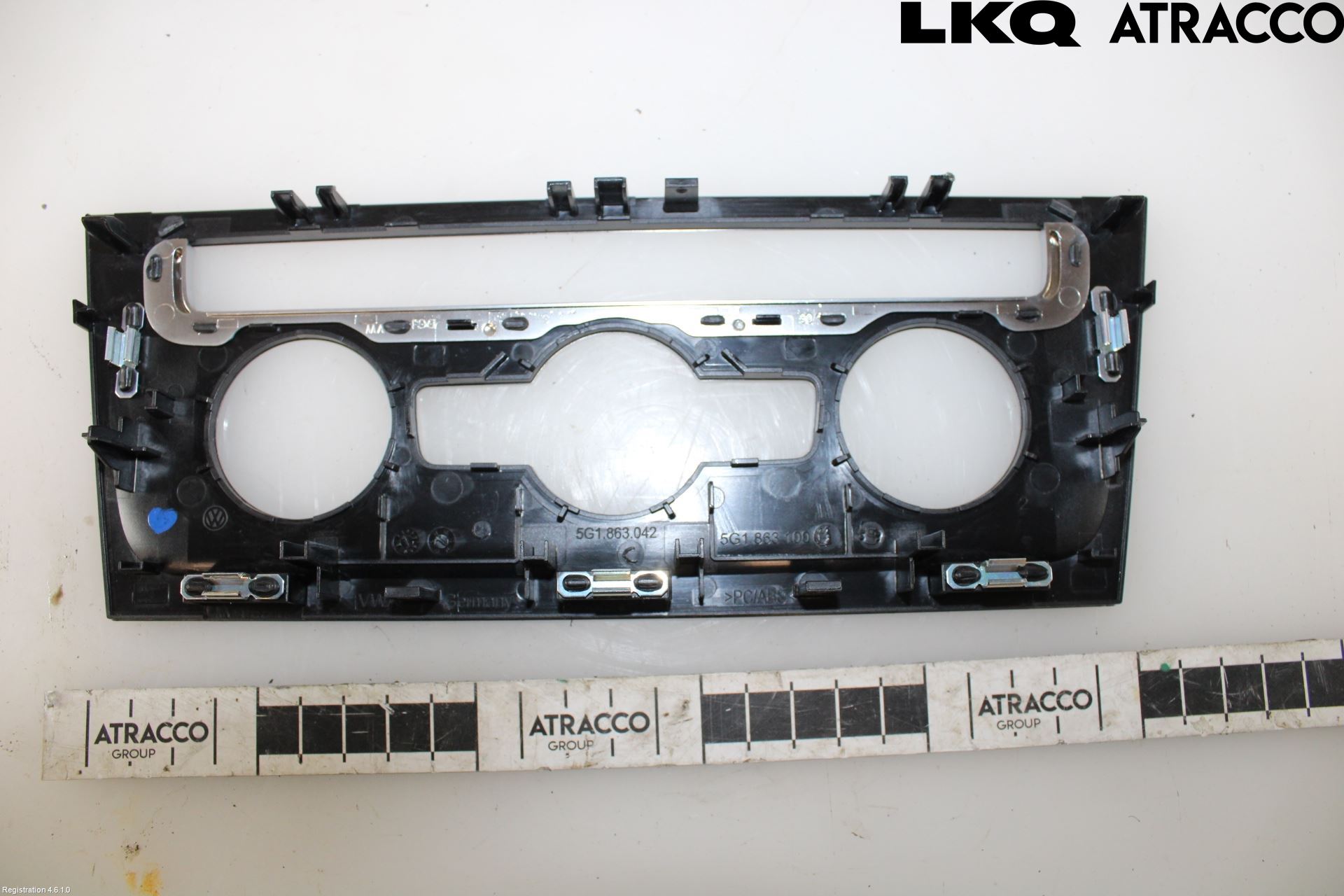 Volkswagen VW GOLF / E-GOLF VII 13-20 Instrument-Radio Sarg