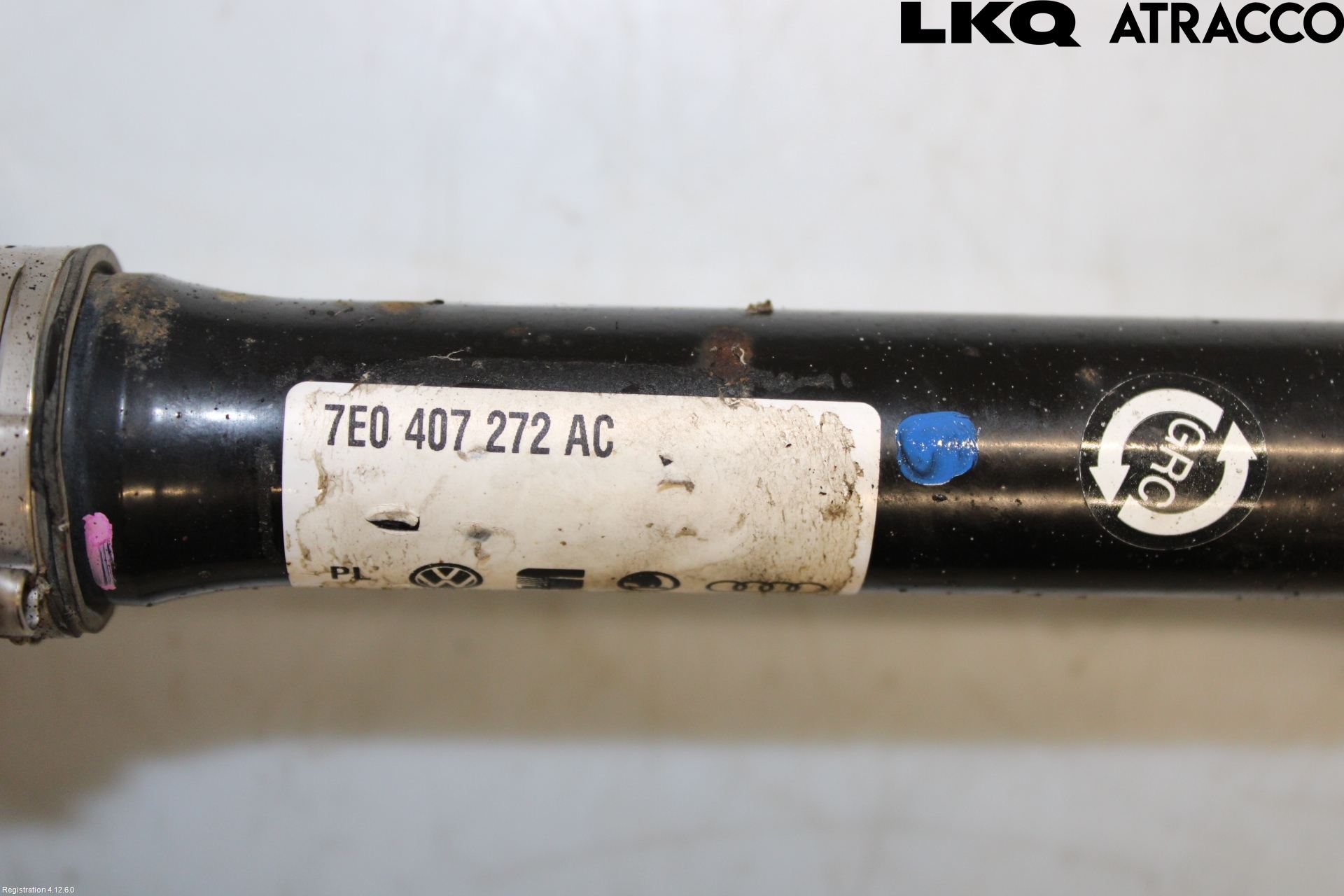 Volkswagen VW TRANSP/CARAVELLE (T5) 04-15 Drivaxel Fram Höger