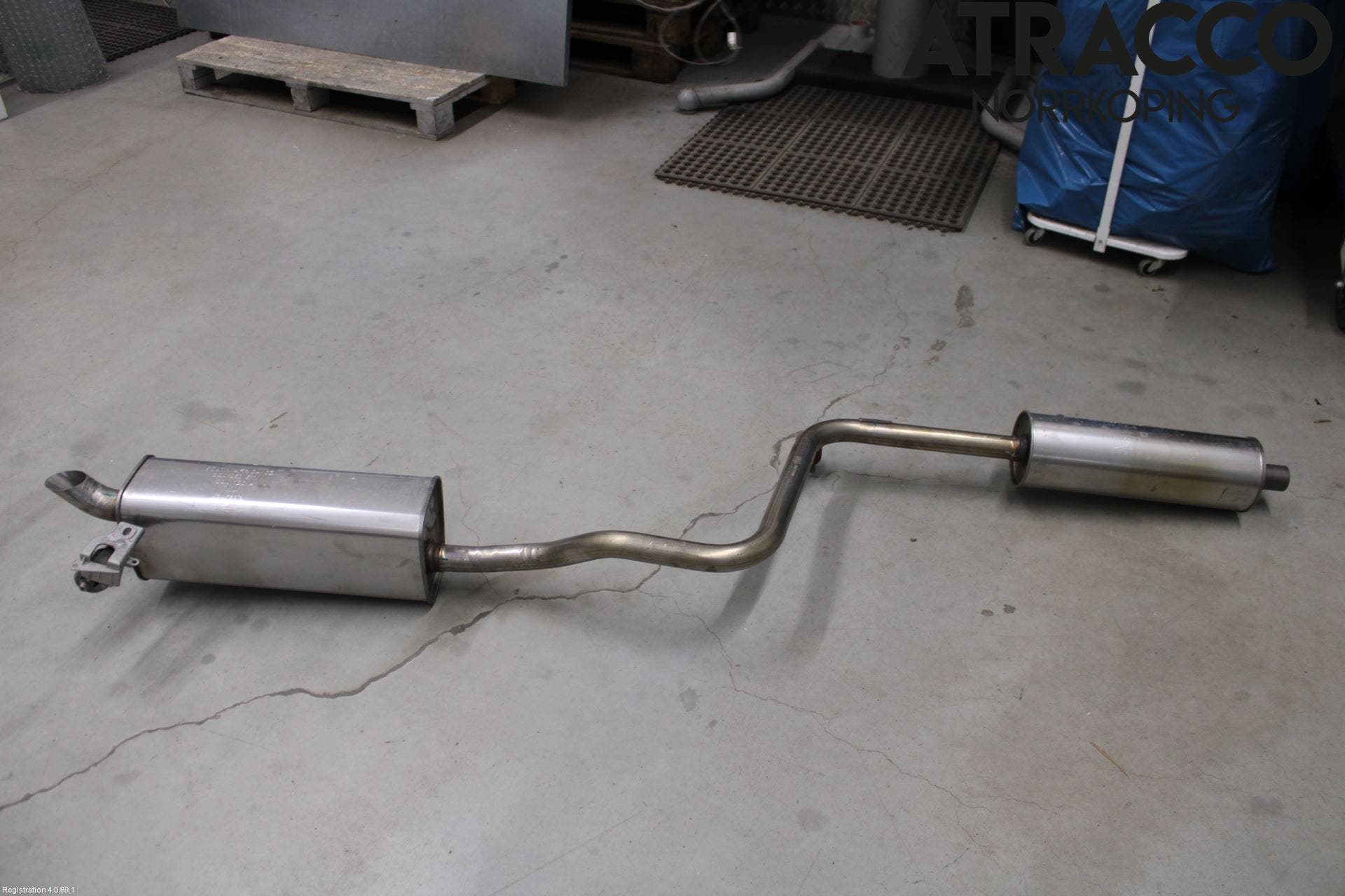 Volkswagen VW POLO VI 18->> Avgas Halvsats