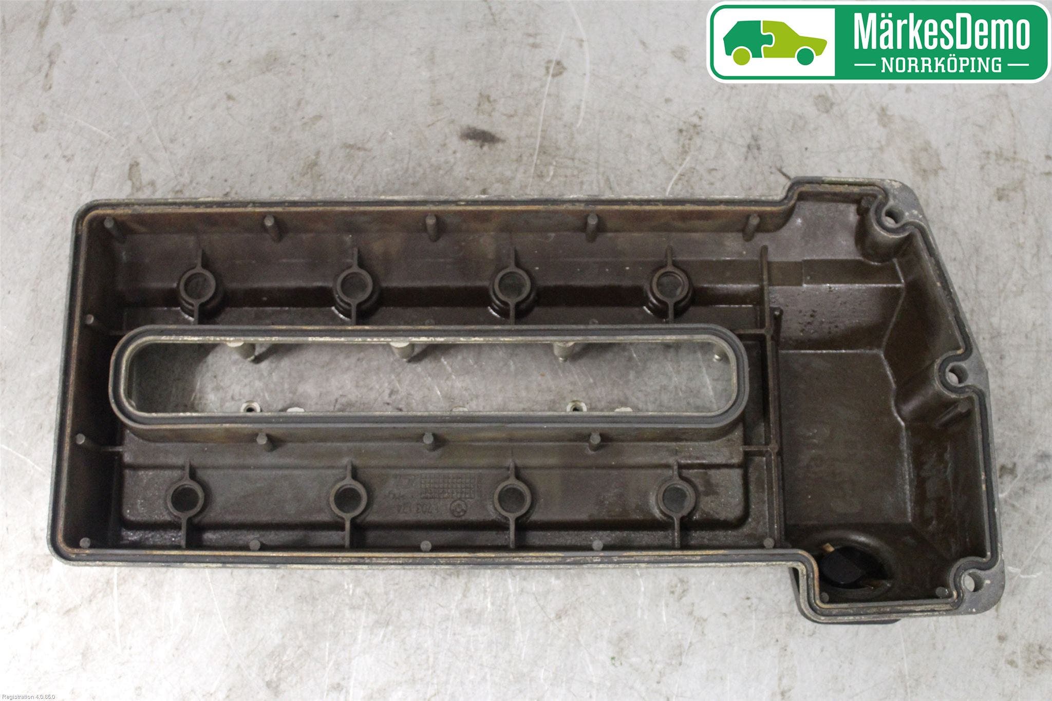 BMW X5 E53     99-06 Ventilkåpa