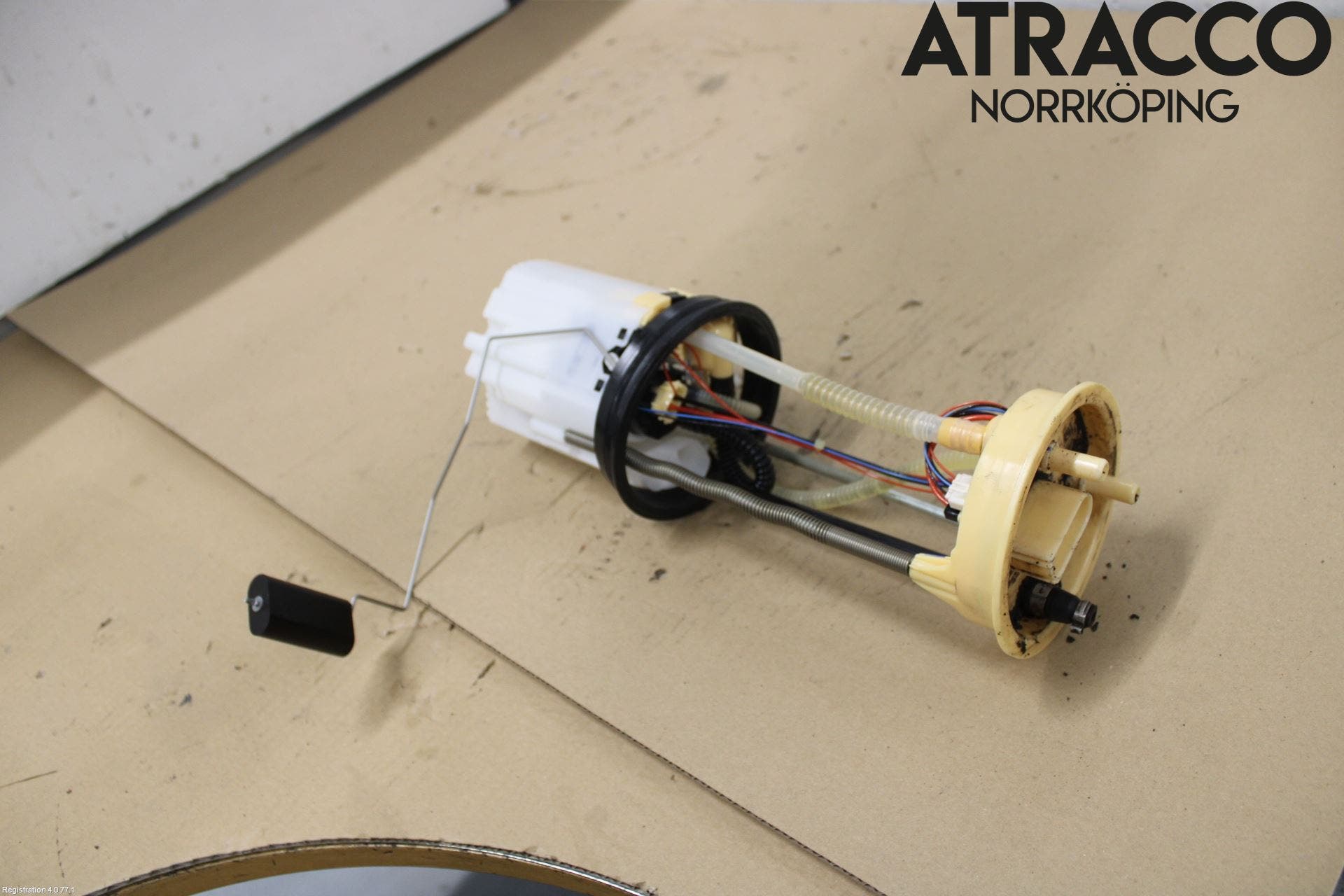 Volkswagen VW AMAROK 2H 10-22 Bränslepump El