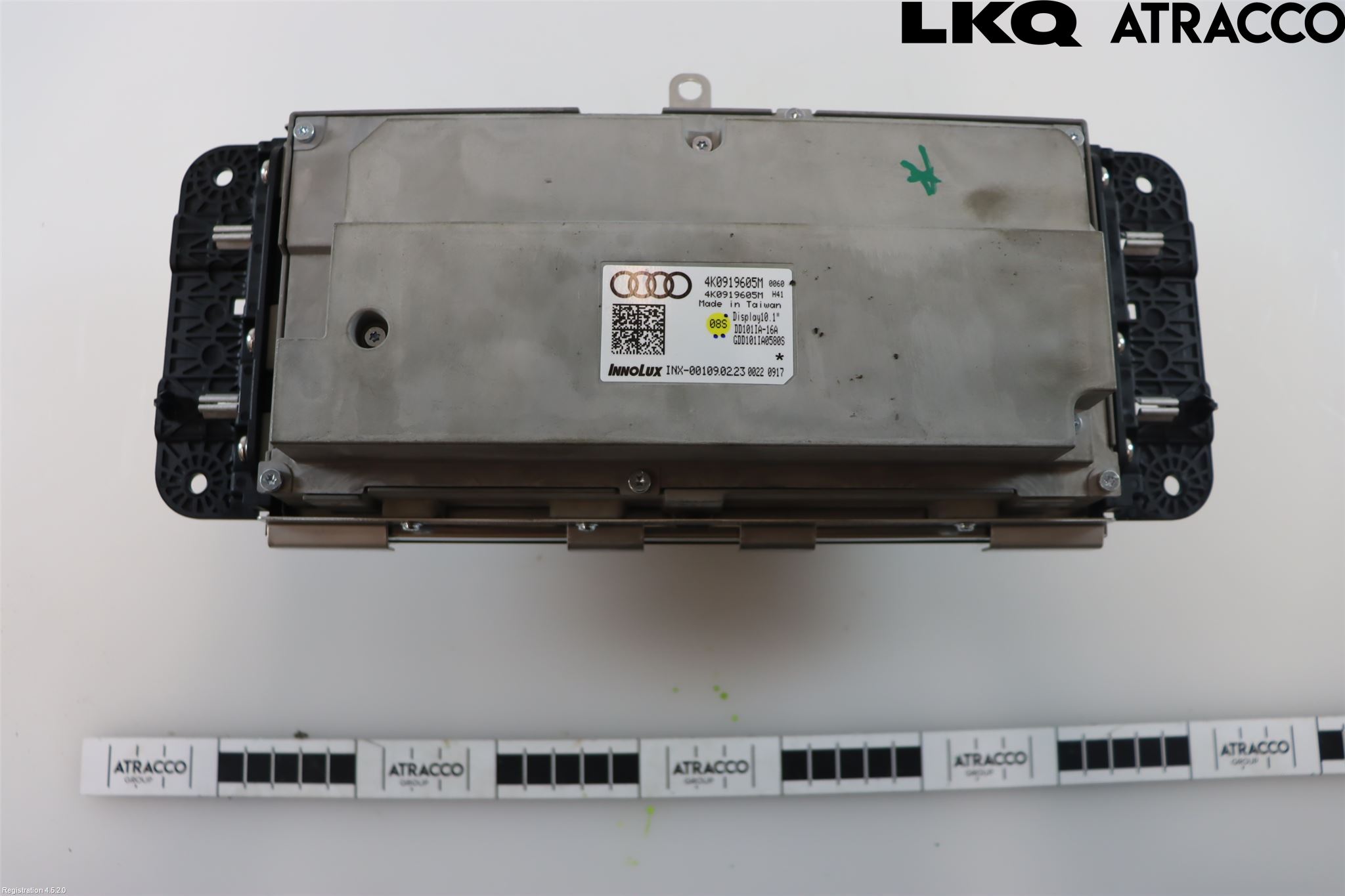 Audi A6 F2/C8 19- Bildskärm