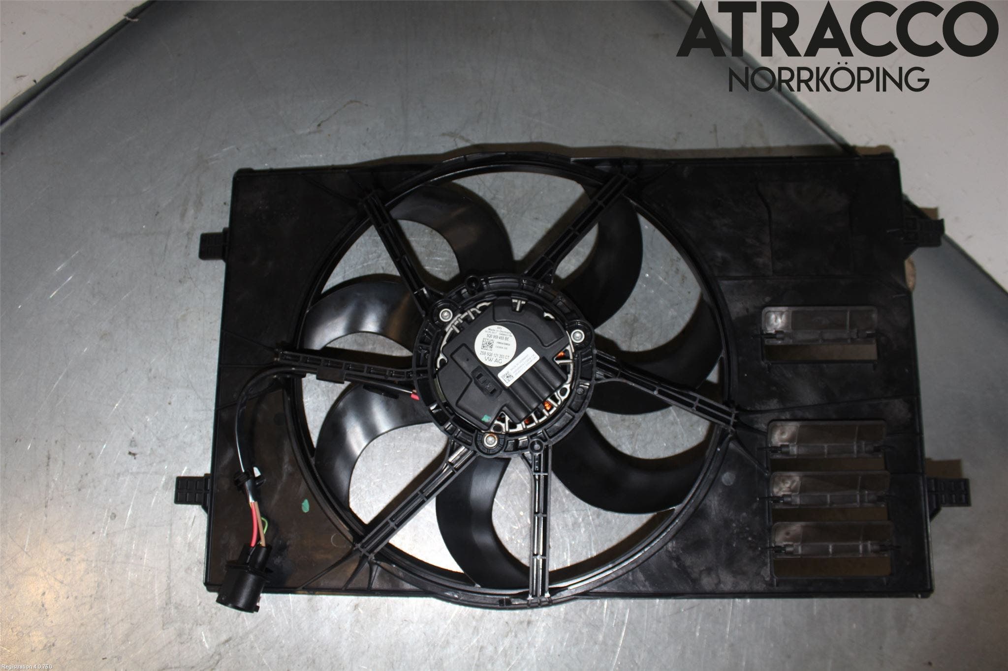 Volkswagen VW GOLF / E-GOLF VII 13-20 Kylfläkt El