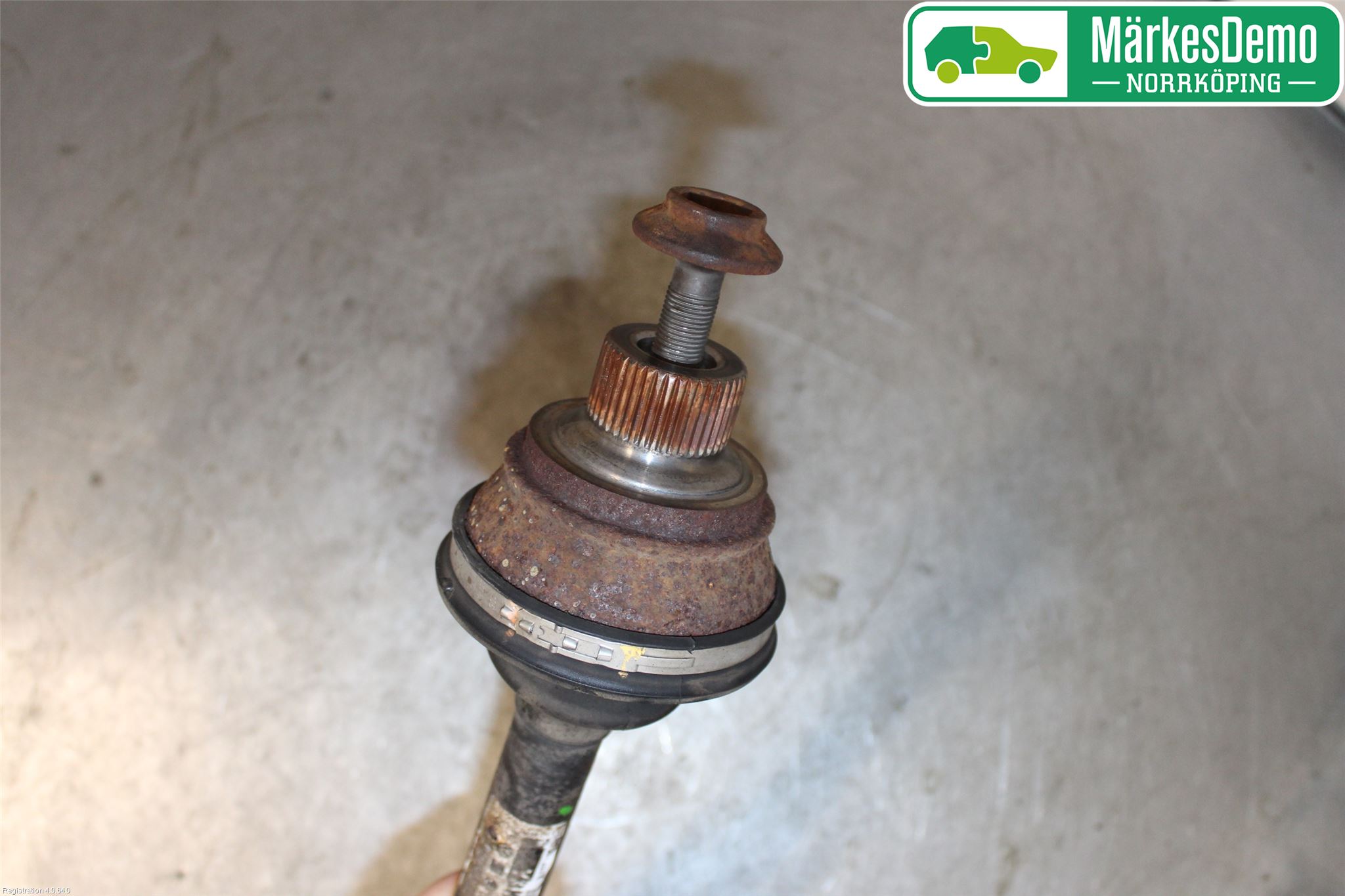 Audi A4/S4 08-11 Drivaxel Bak Höger