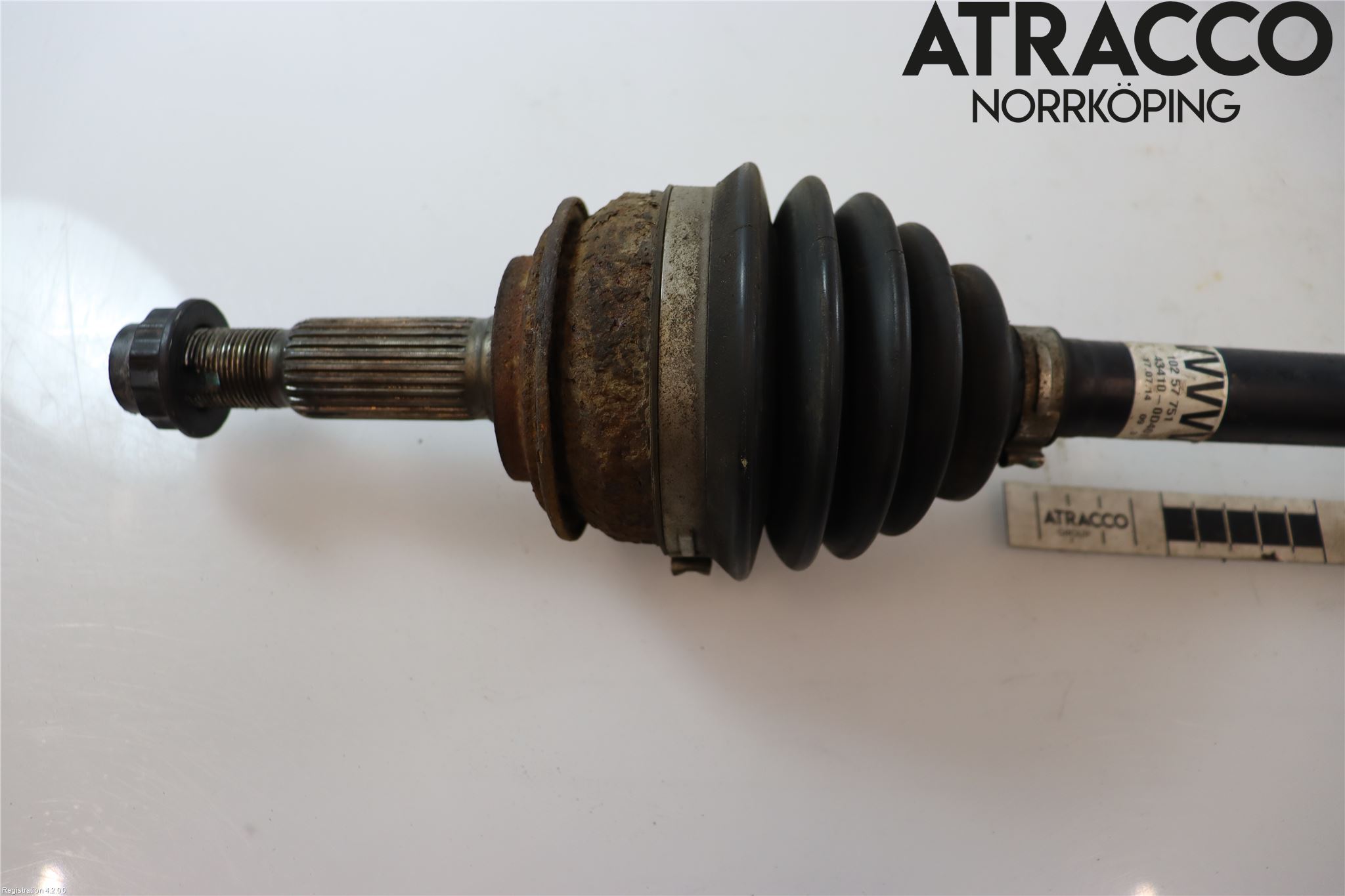 Toyota YARIS XP130 12-14 Drivaxel Fram Höger
