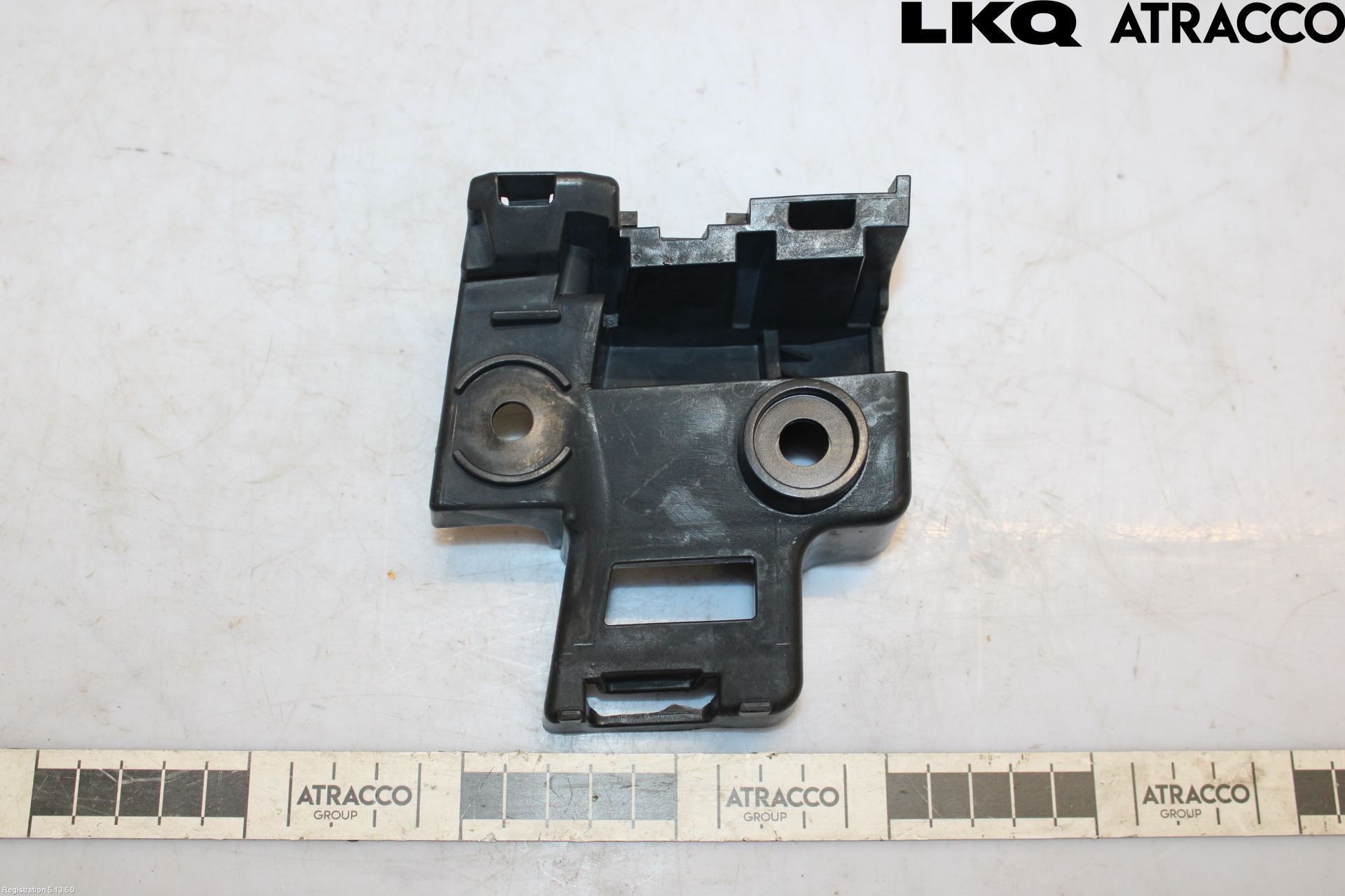 Volkswagen VW GOLF VI 09-13 Stötfångarfäste Bak Vä