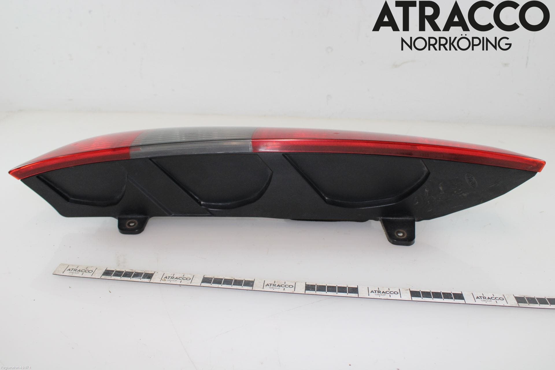 Ford FOCUS 04-07 Bakljus Vänster