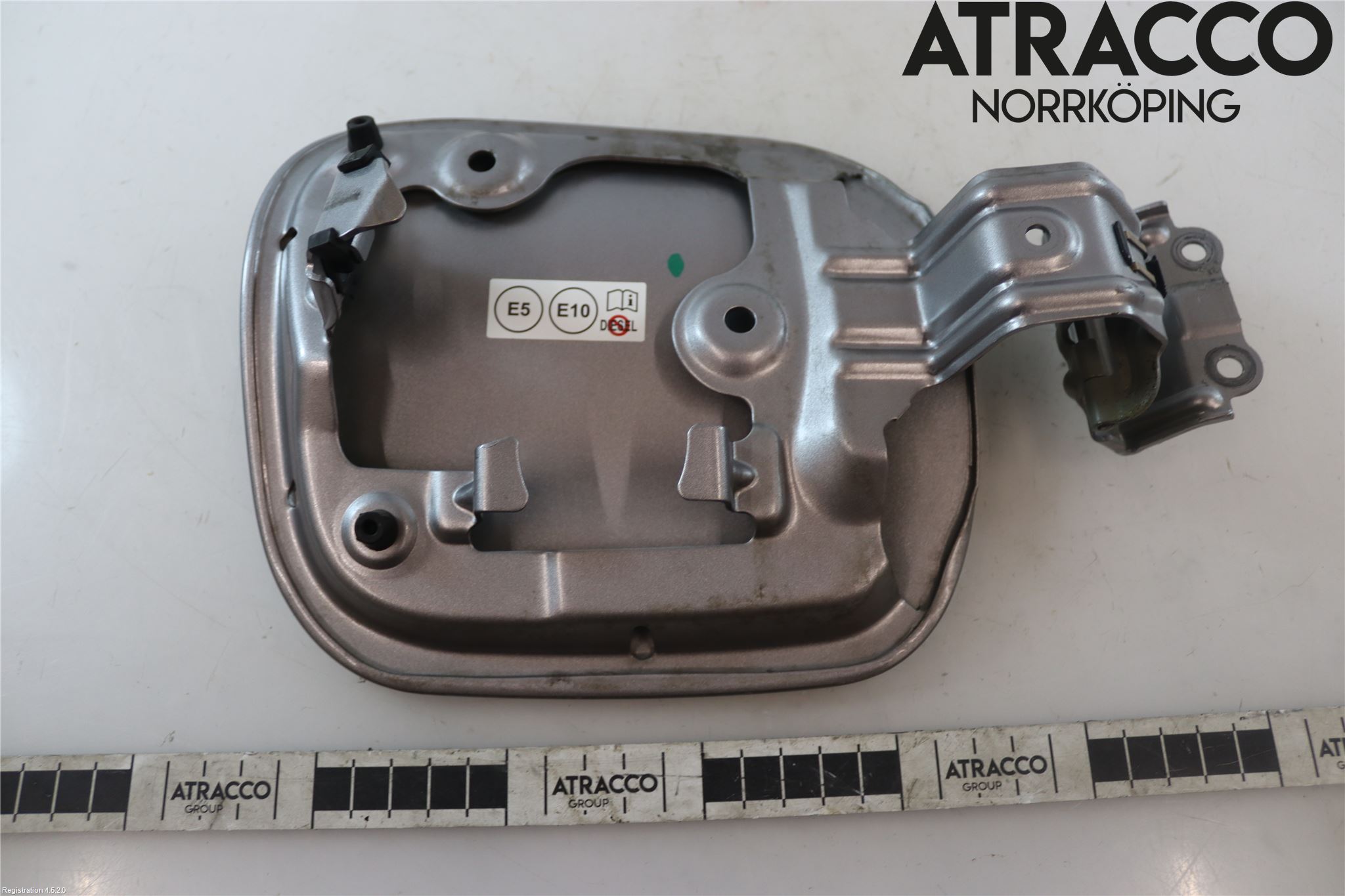 Toyota C-HR 16-23 Tanklucka