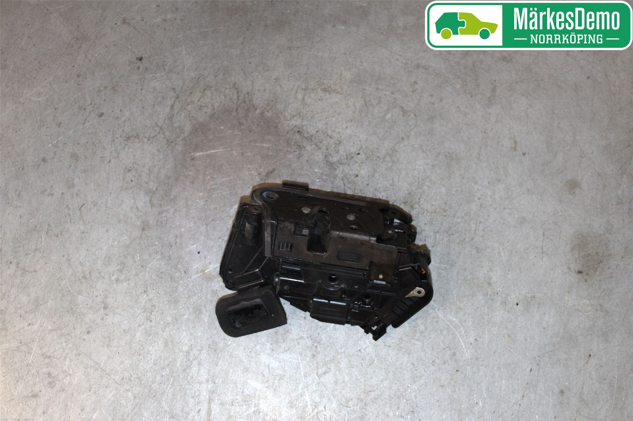 Seat IBIZA V 17-20 Låskista-Dörrlås